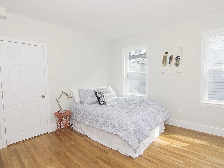 79 Thurston St # 2 Property Photo 10