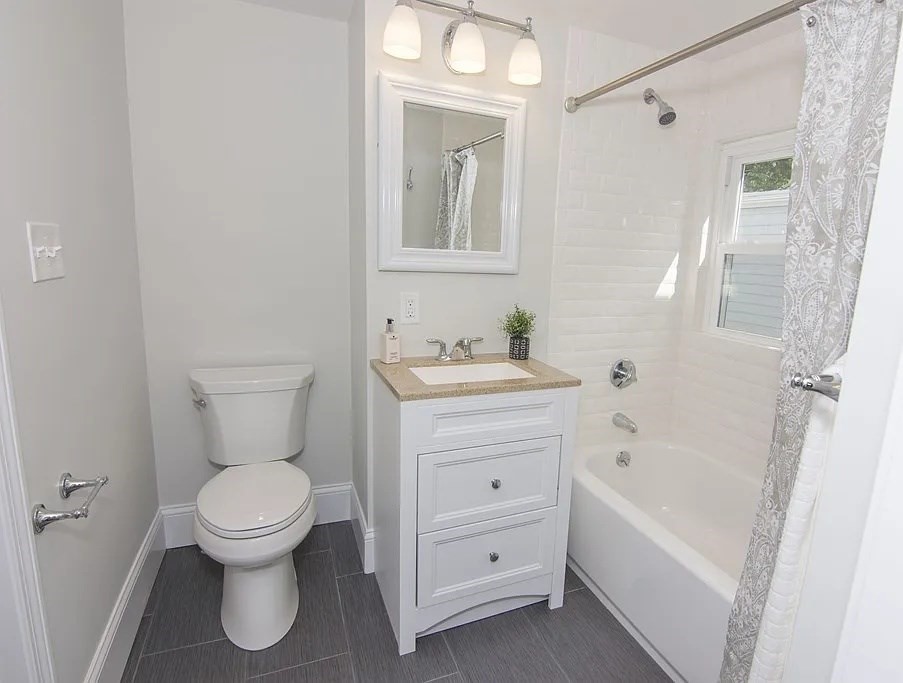 79 Thurston St # 2 Property Photo 11