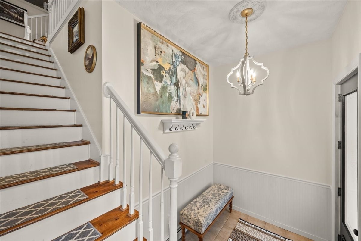 24 Union St # D Property Photo 3
