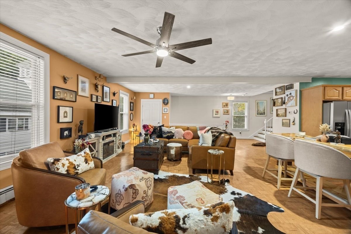 24 Union St # D Property Photo 10