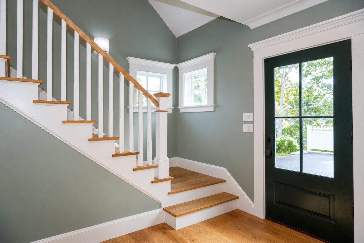 35 Crows Pond Rd Property Photo 9