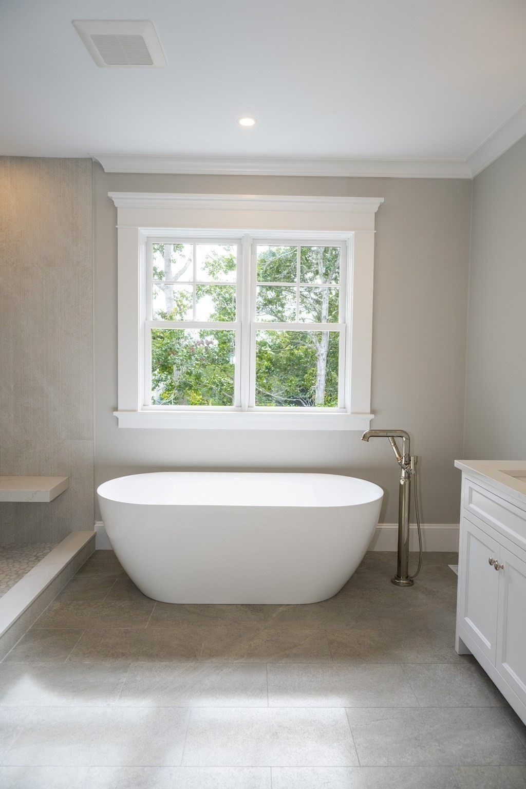 35 Crows Pond Rd Property Photo 18