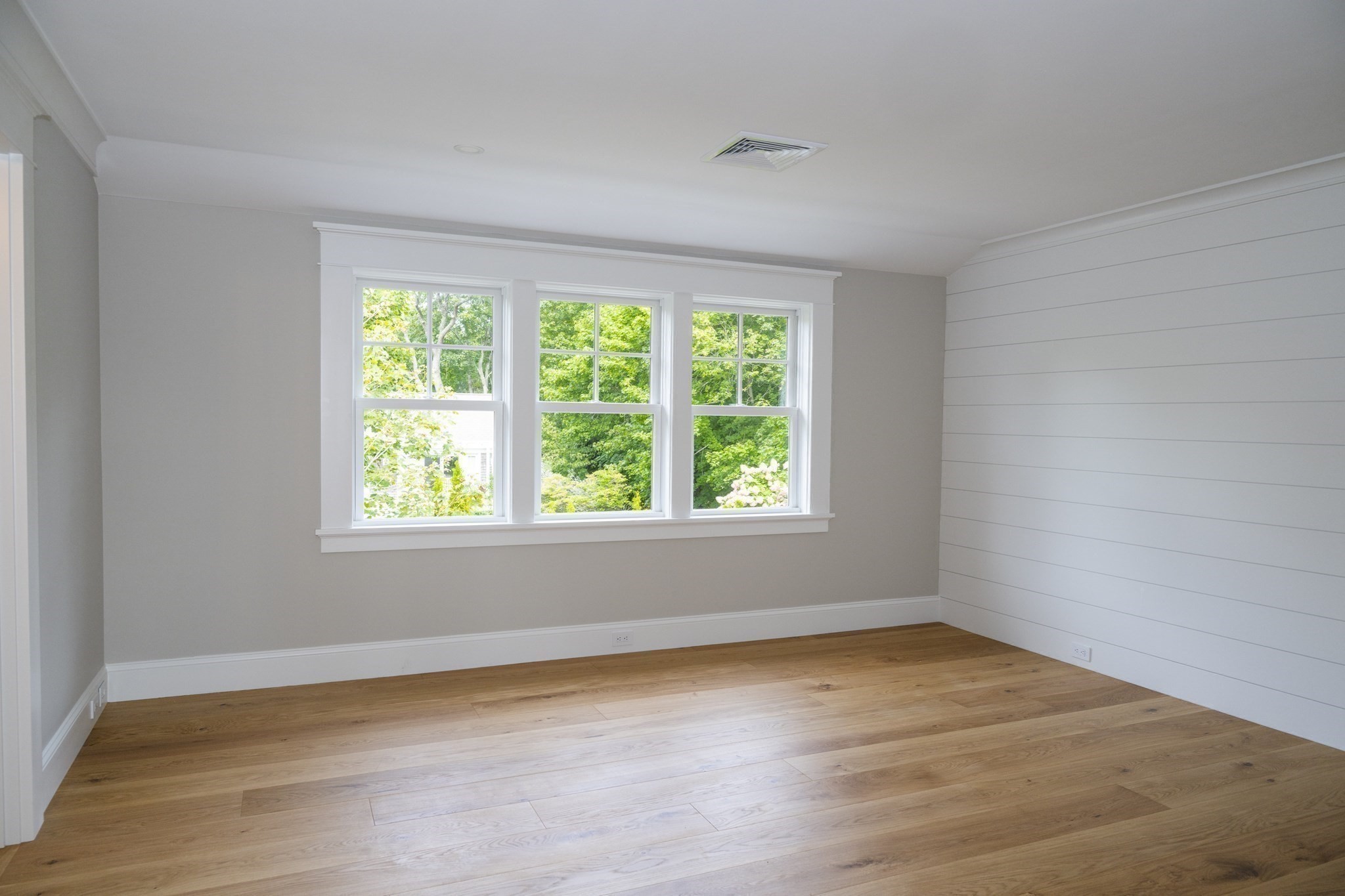 35 Crows Pond Rd Property Photo 21