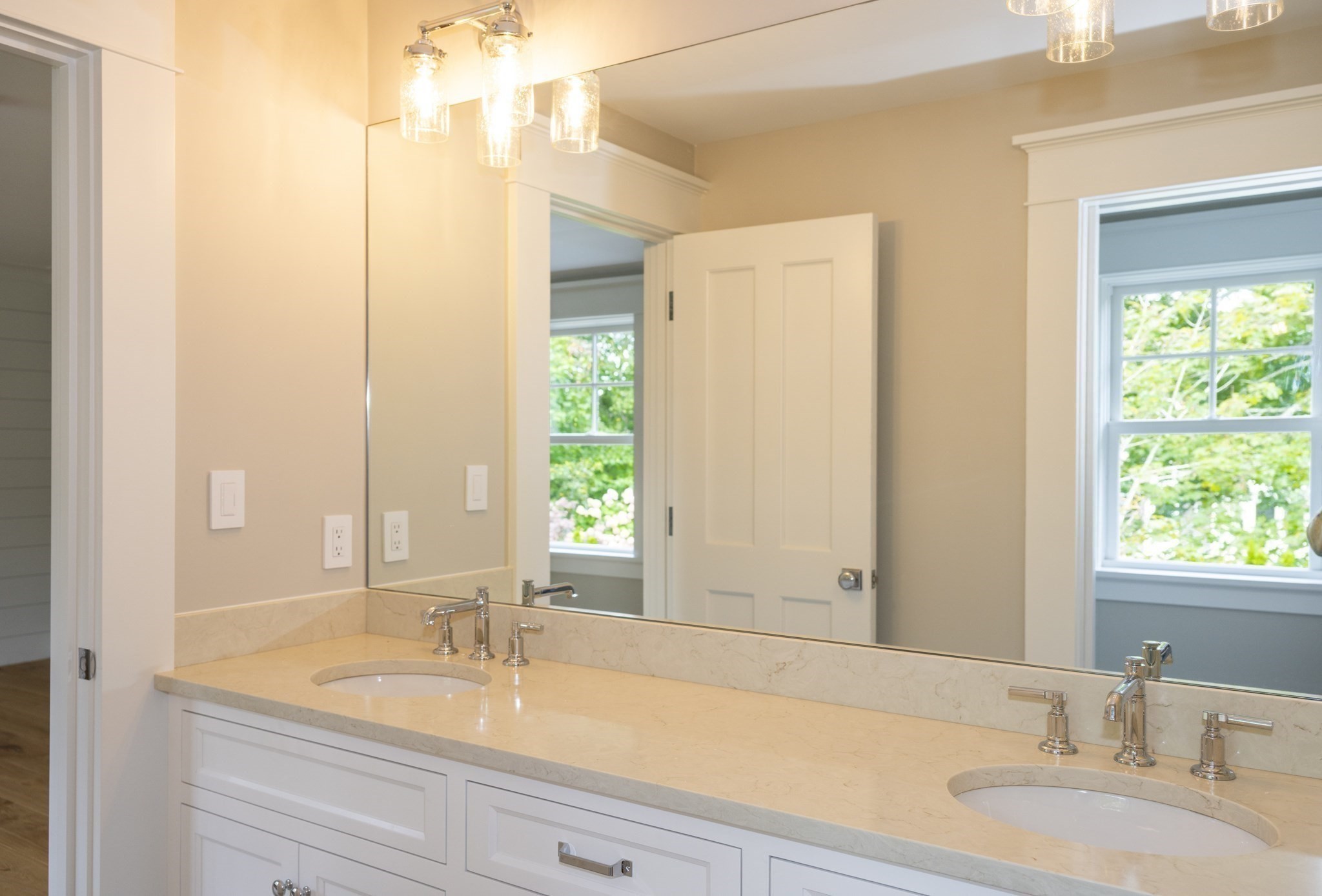 35 Crows Pond Rd Property Photo 24