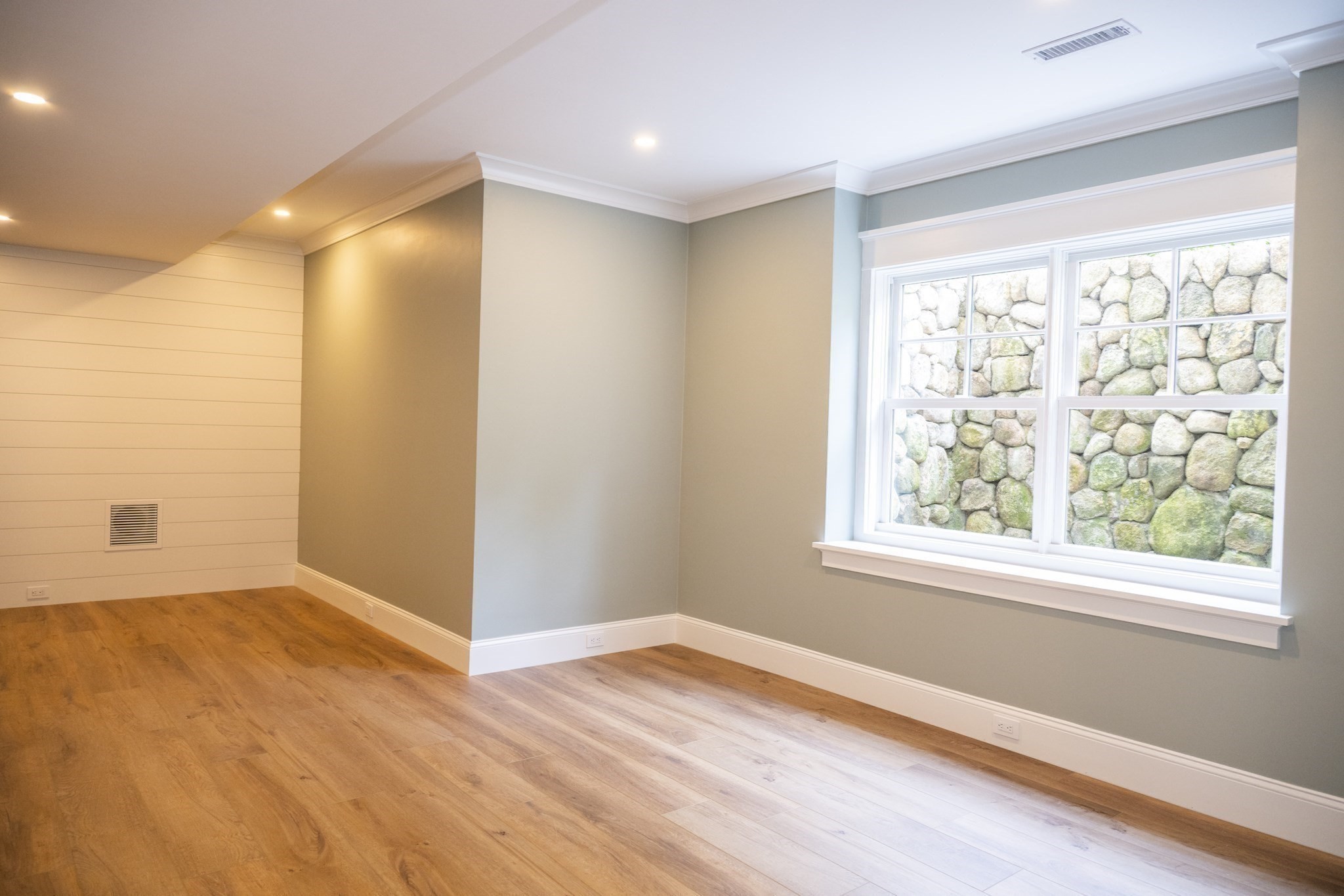35 Crows Pond Rd Property Photo 25