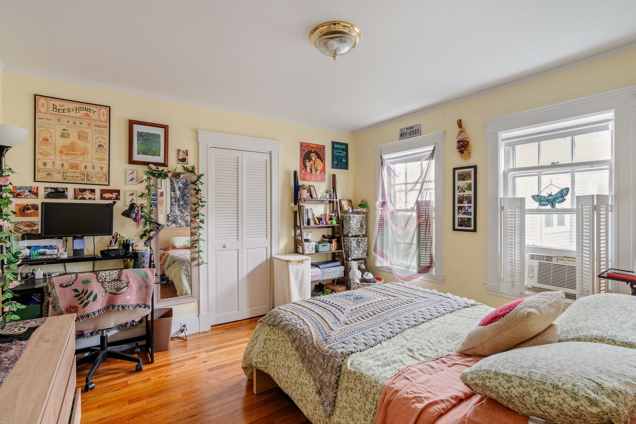 54 Century St Property Photo 19