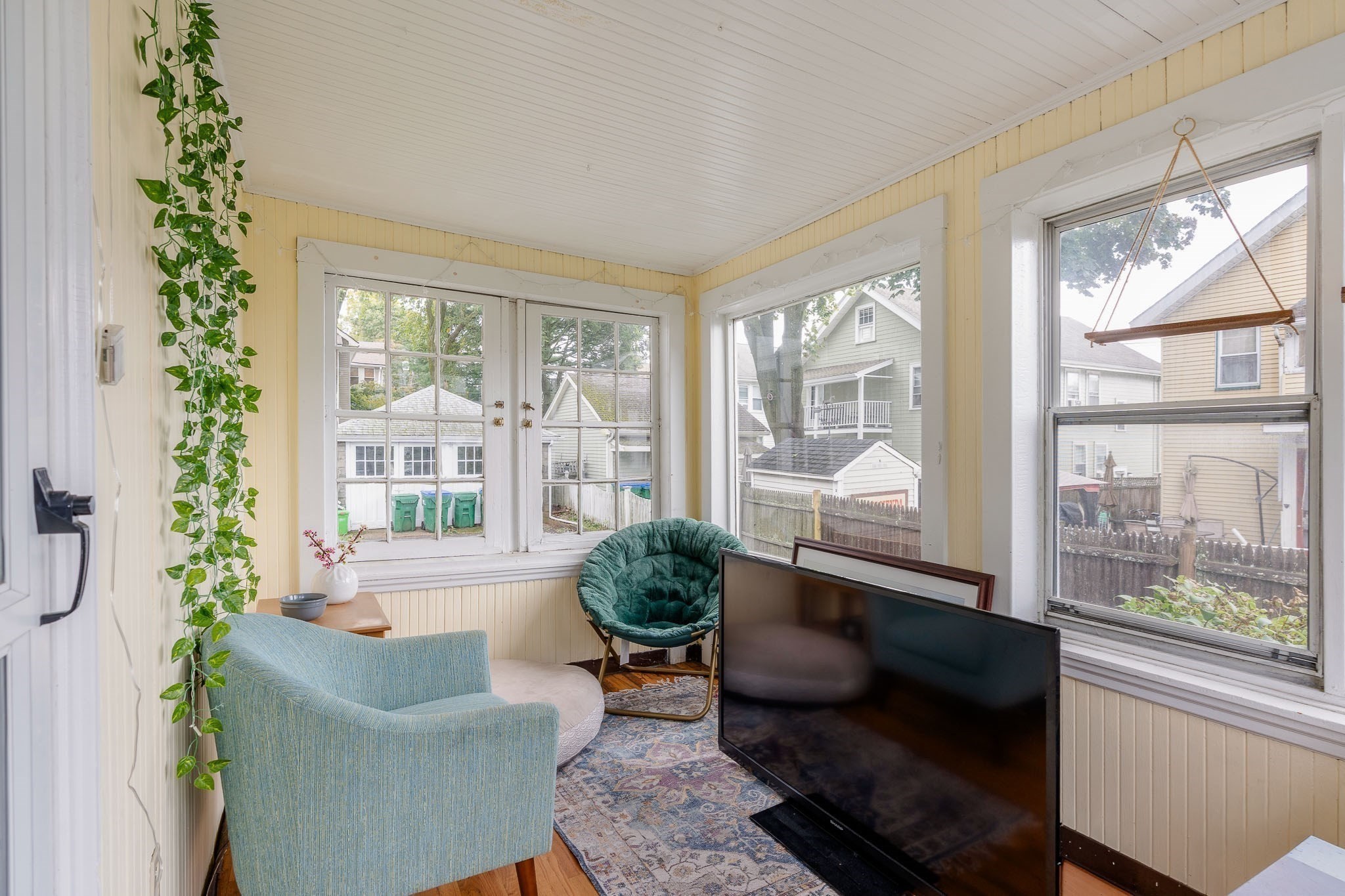 54 Century St Property Photo 20
