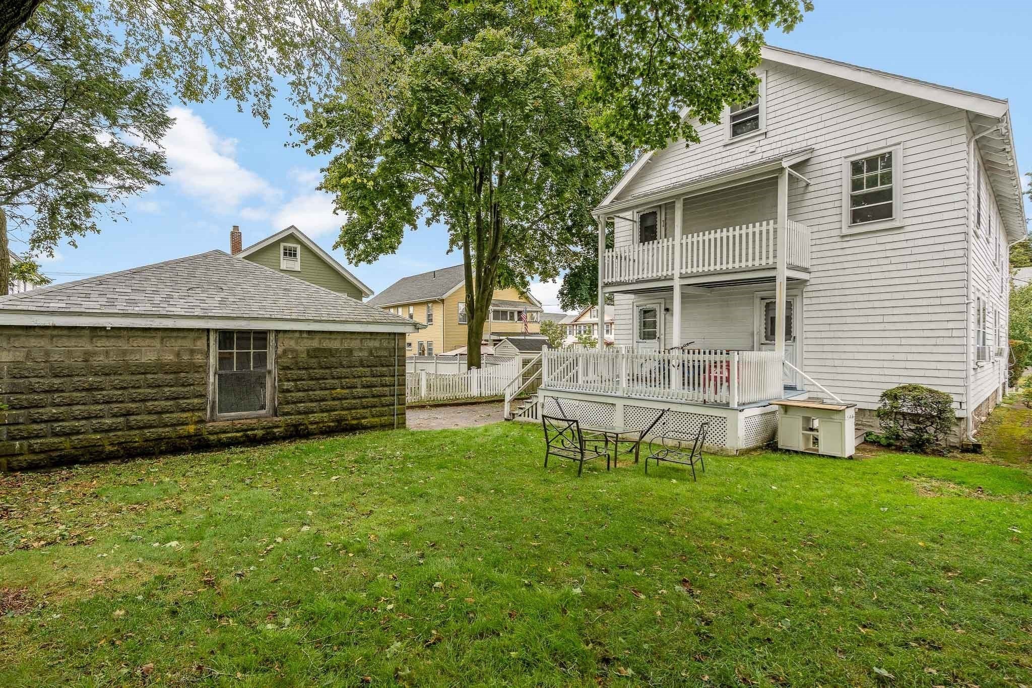 54 Century St Property Photo 22