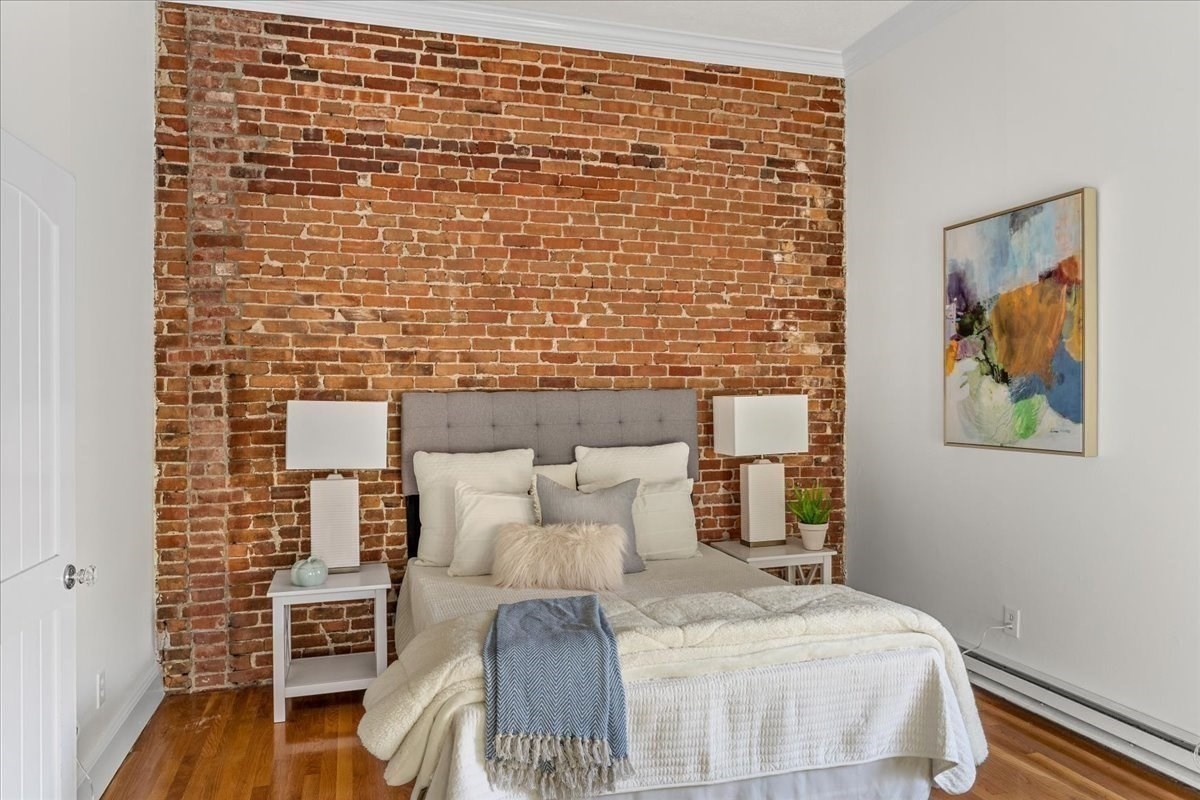 215 W Canton St # 2 Property Photo 8