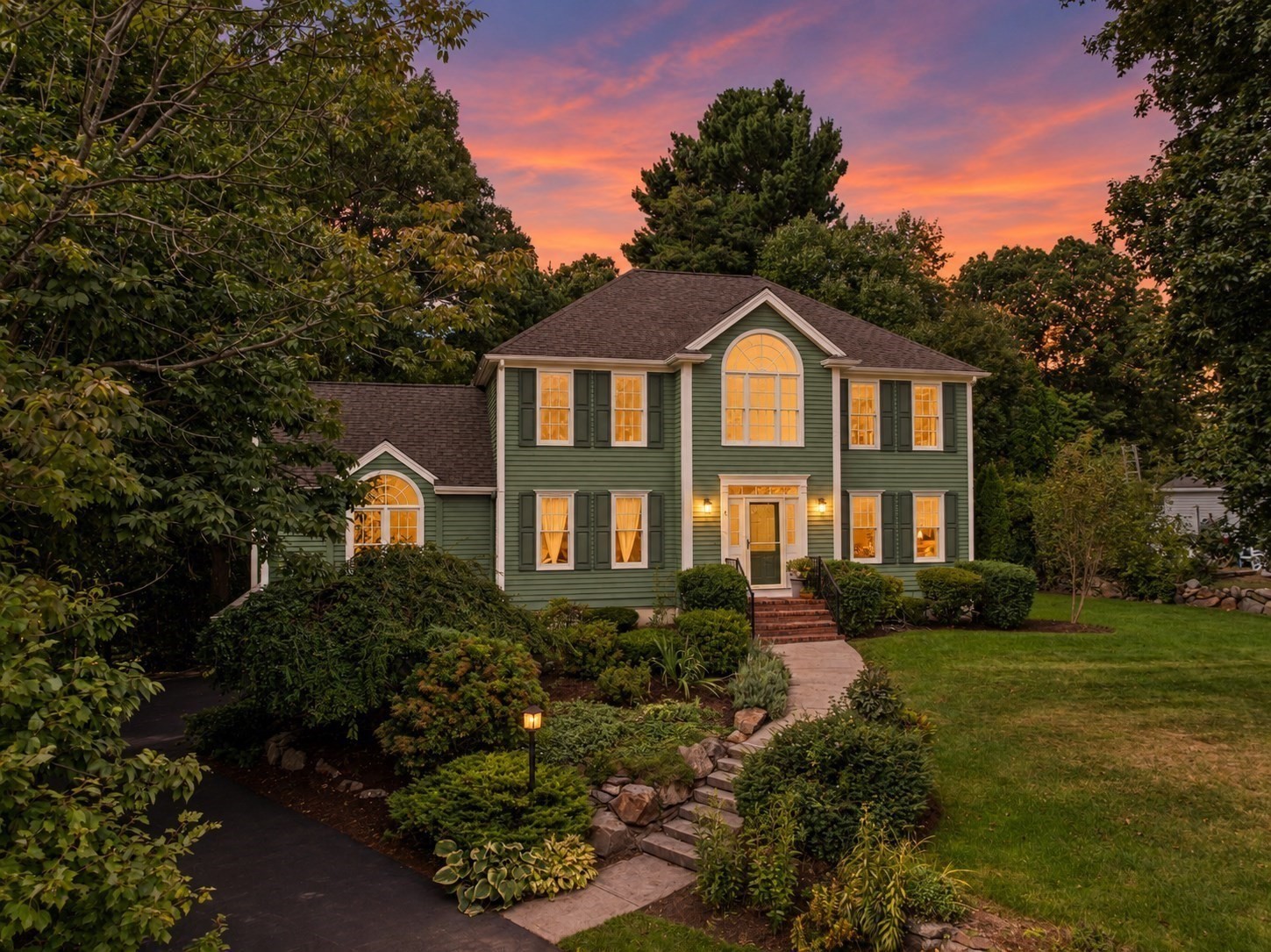 8 Dennison Ct Property Photo 1