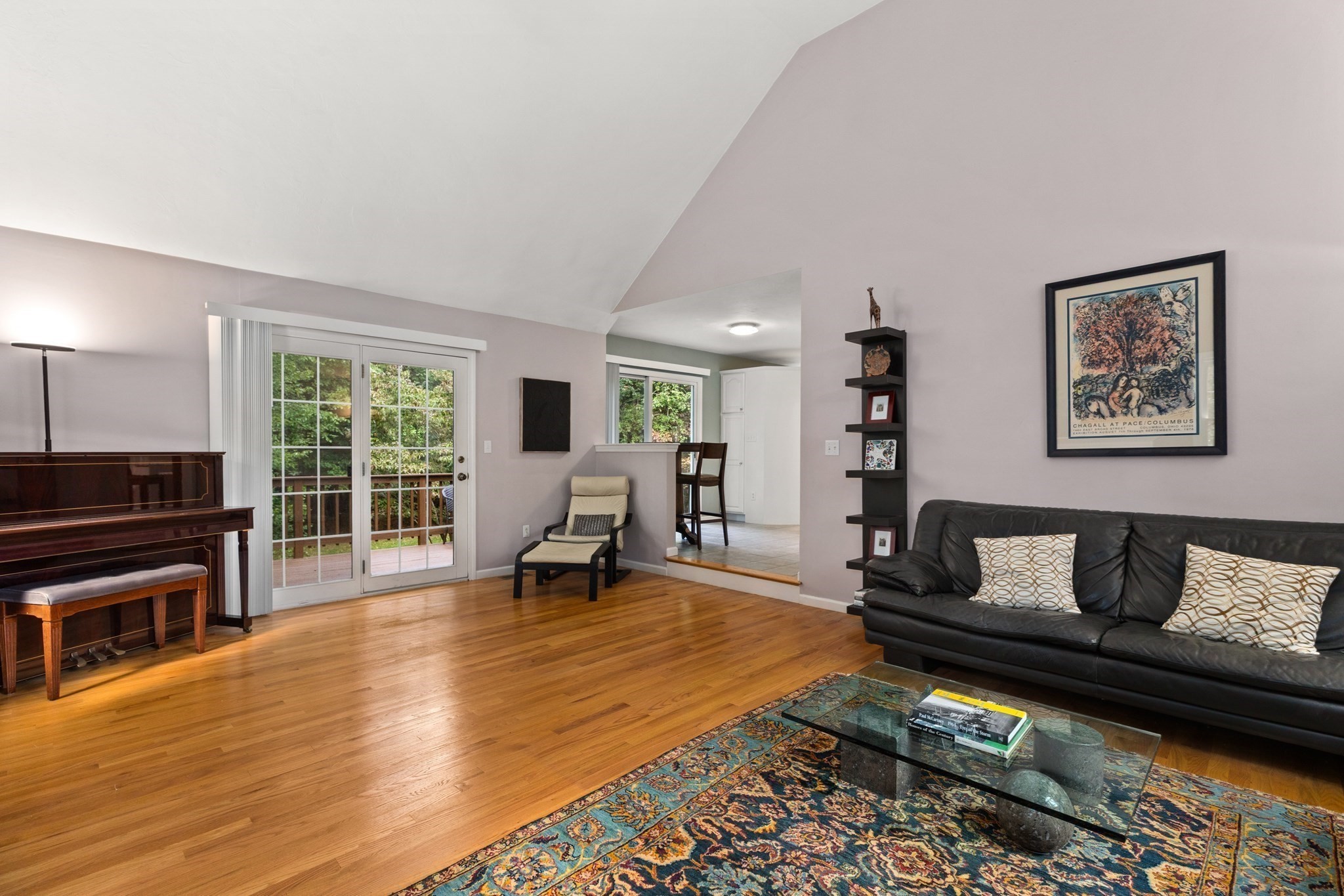 8 Dennison Ct Property Photo 5