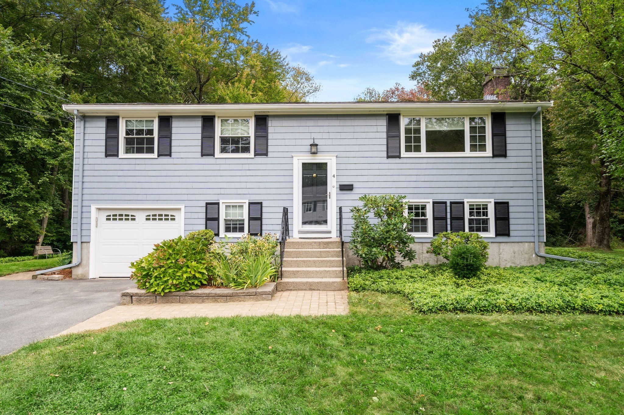4 Woodmere