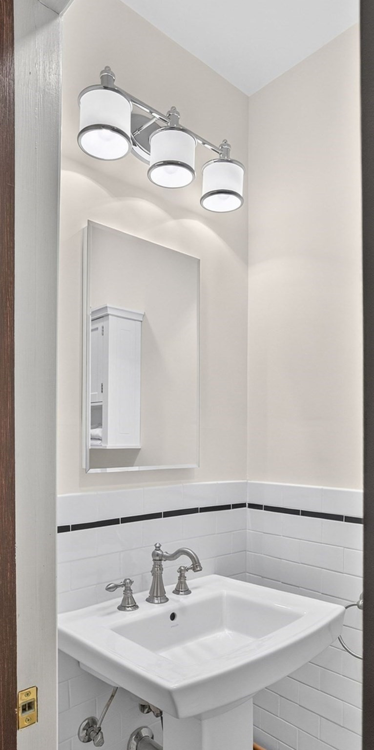 14 Houston St Property Photo 23
