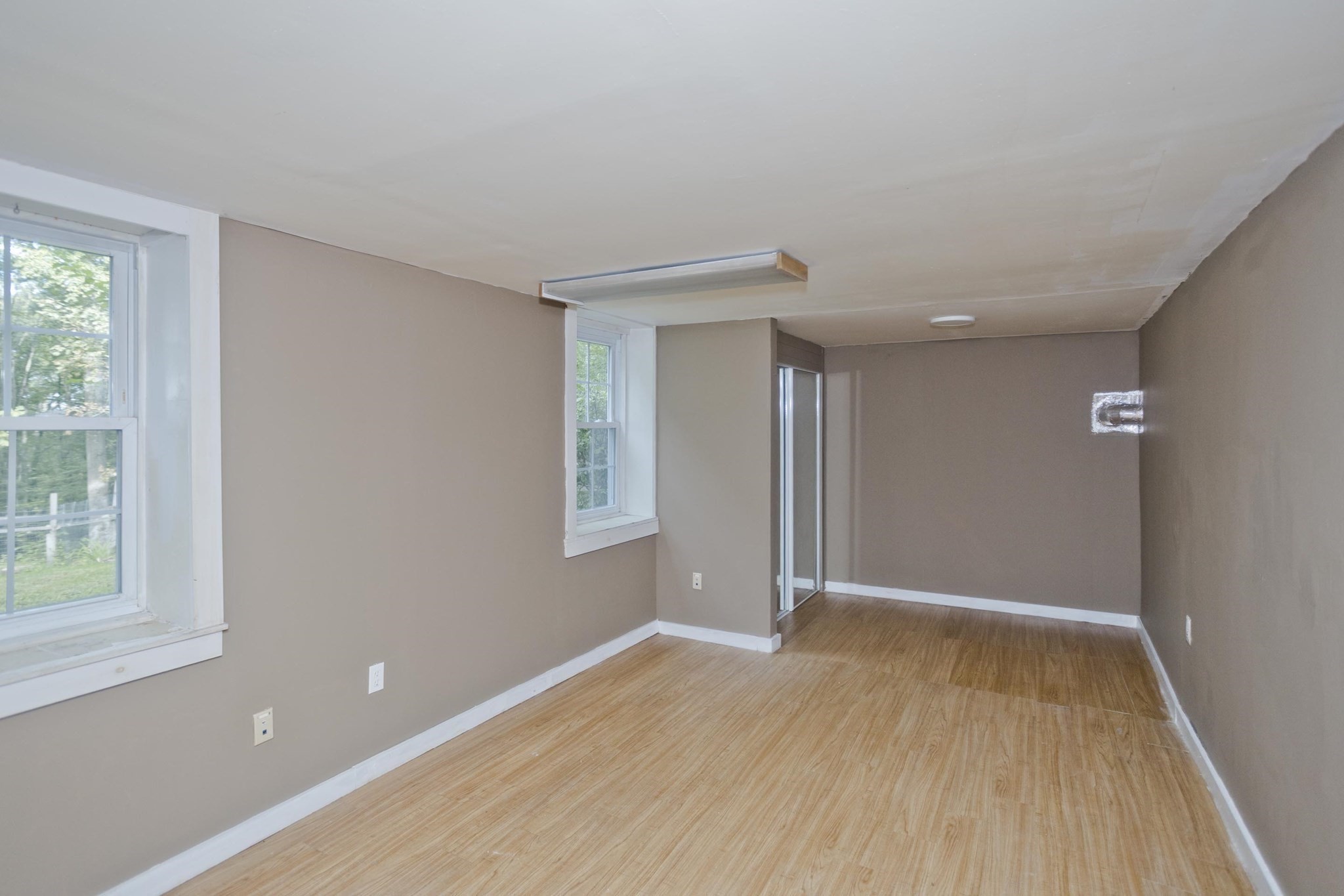 323 Bennett Rd. Property Photo 26