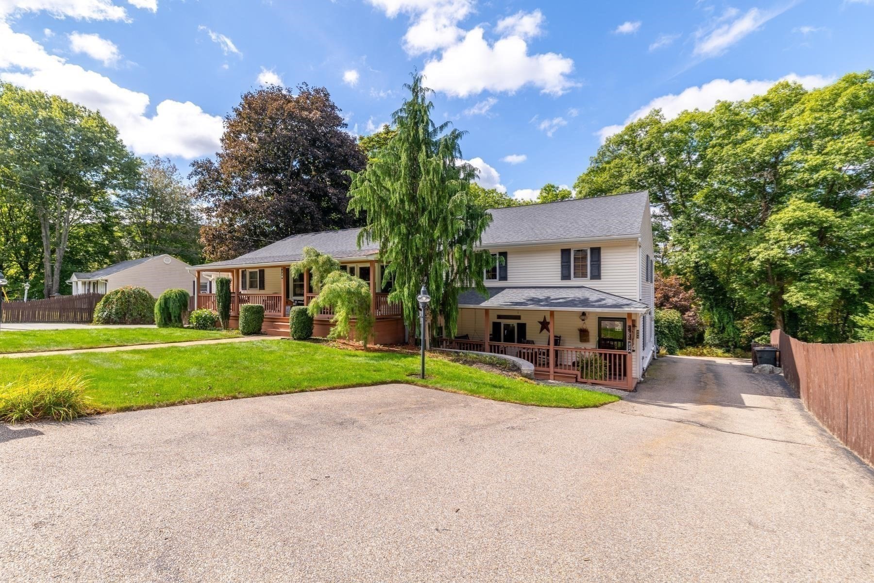22 John F Kennedy Dr Property Photo 1