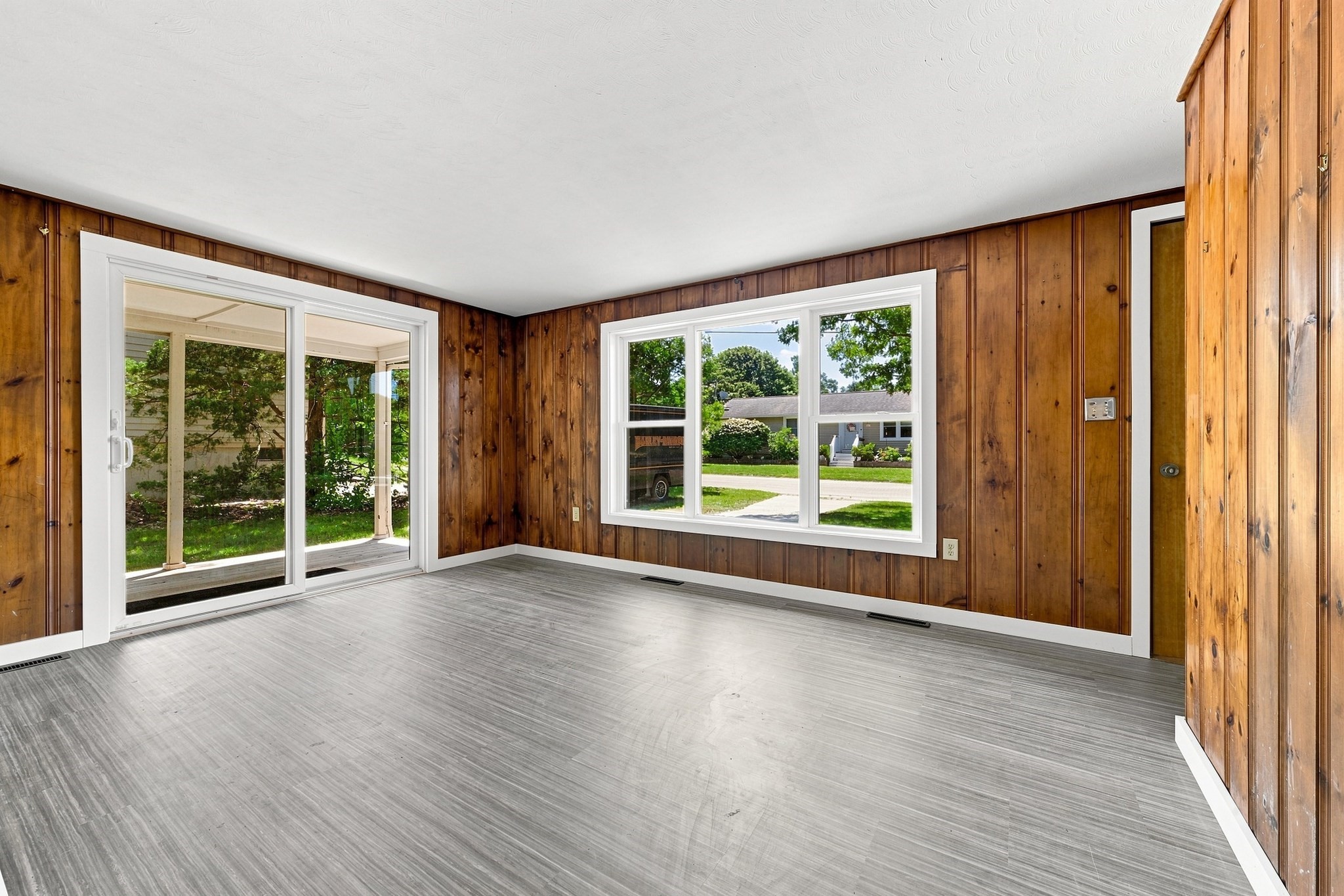 16 Hartwell Property Photo 8