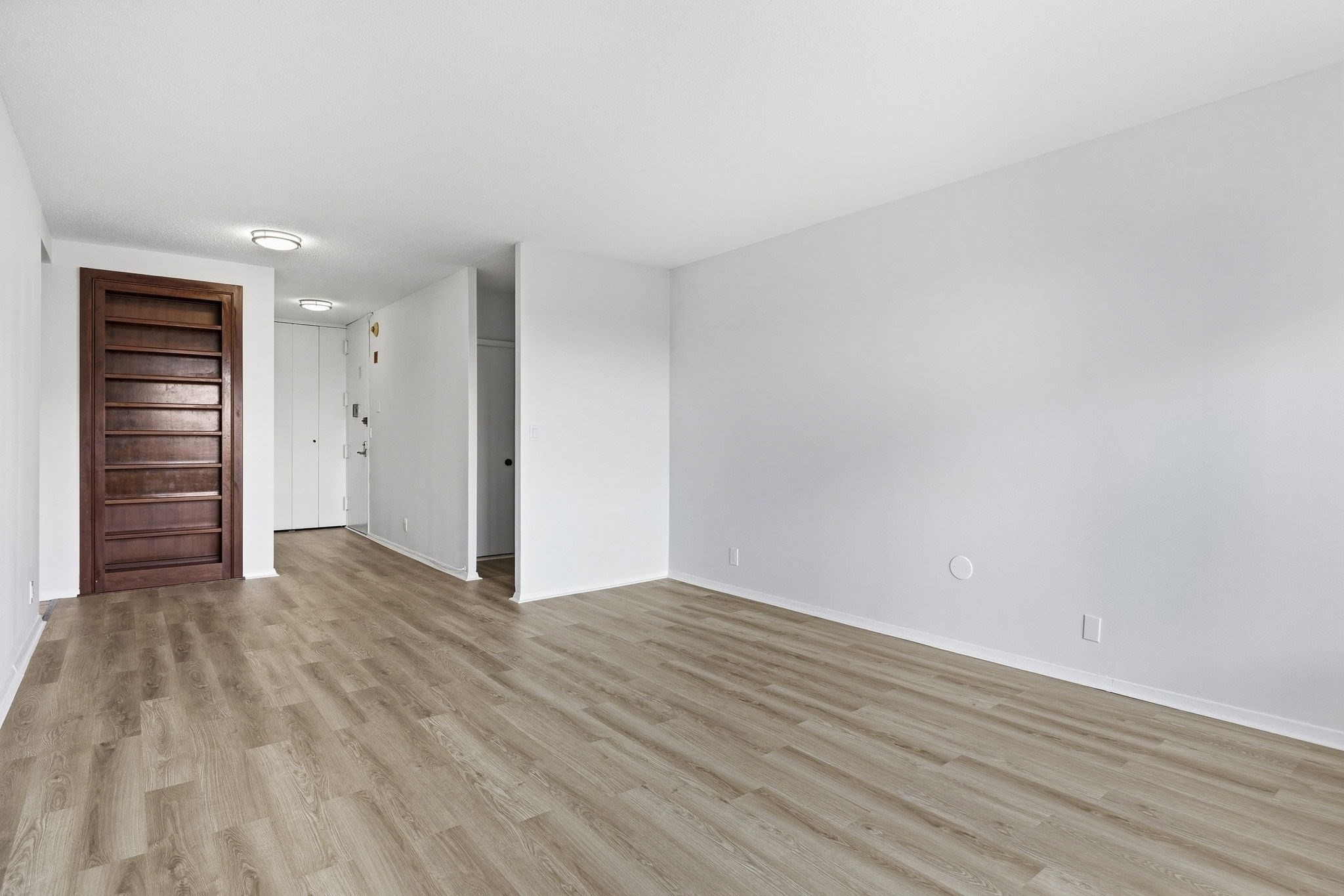 85 E India Row # 10d Property Photo 5