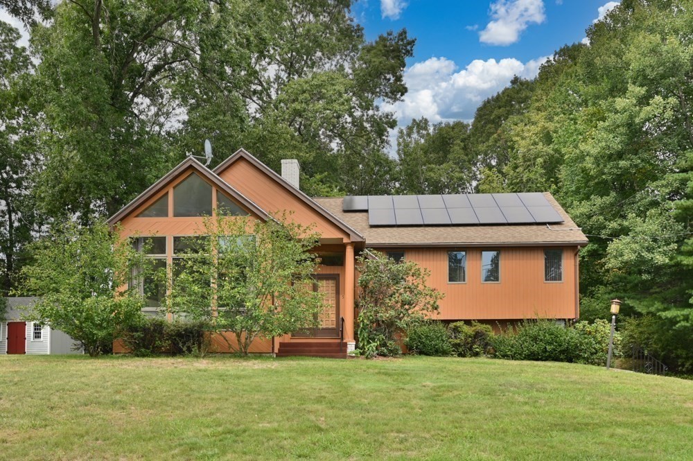 5 Lee Ave Property Photo 1