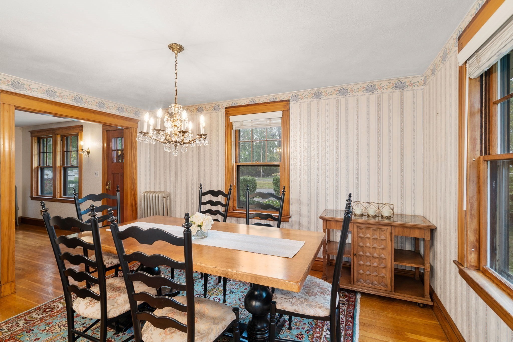 1929 Commonwealth Ave Property Photo 11