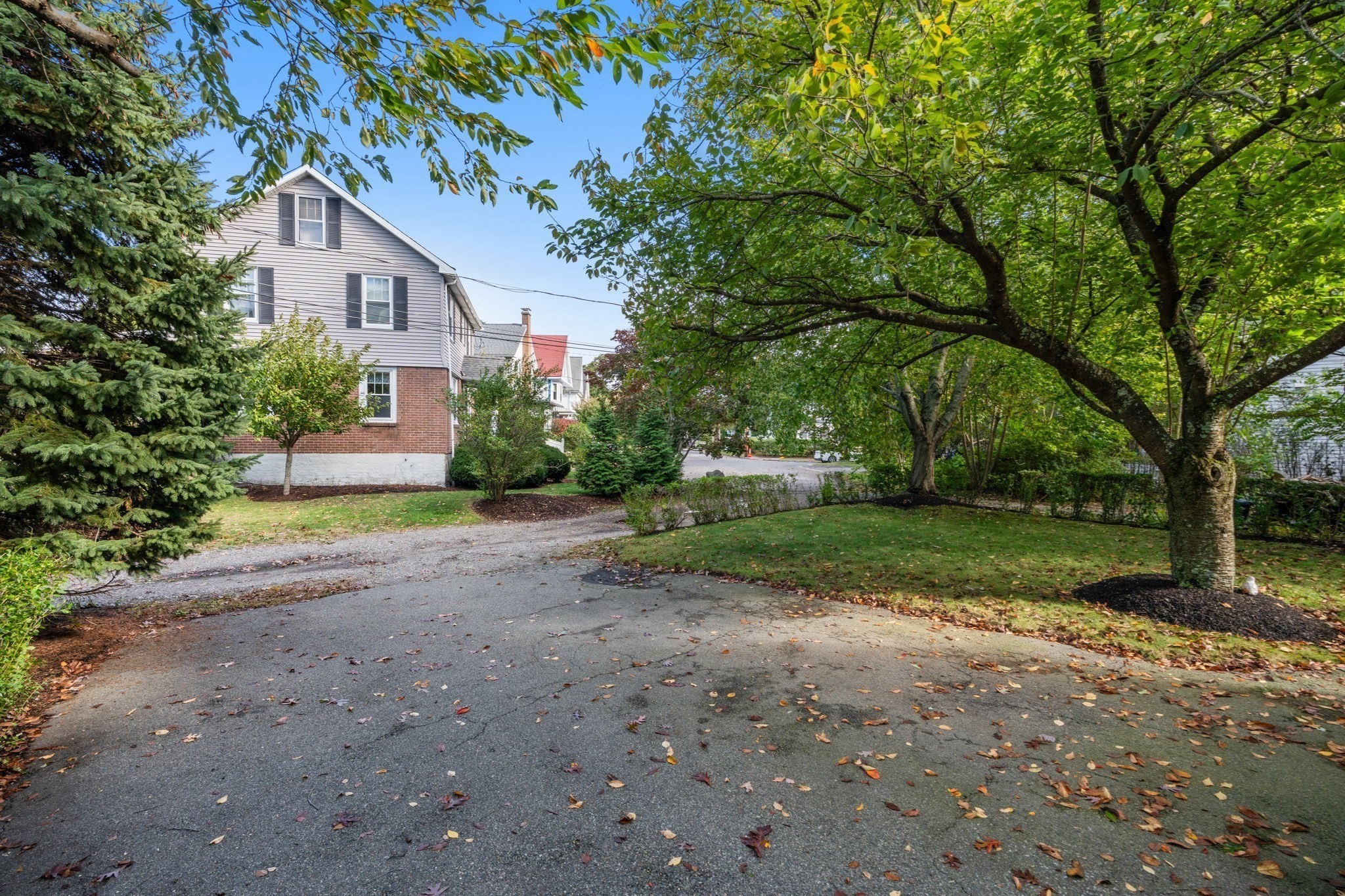 1929 Commonwealth Ave Property Photo 29