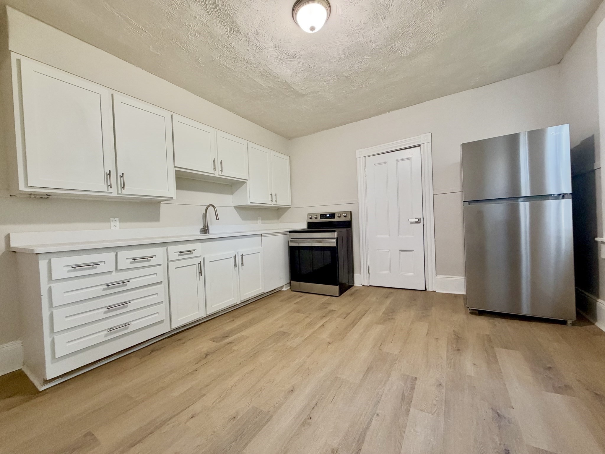 106 County St Property Photo 17