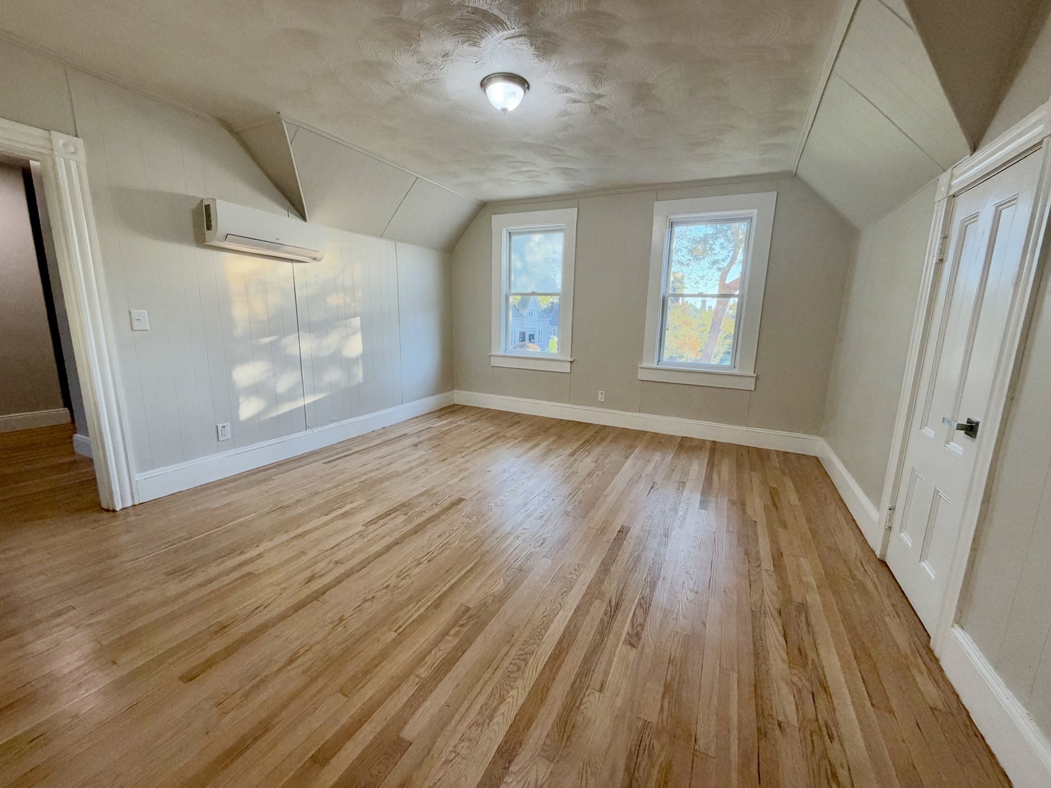 106 County St Property Photo 18