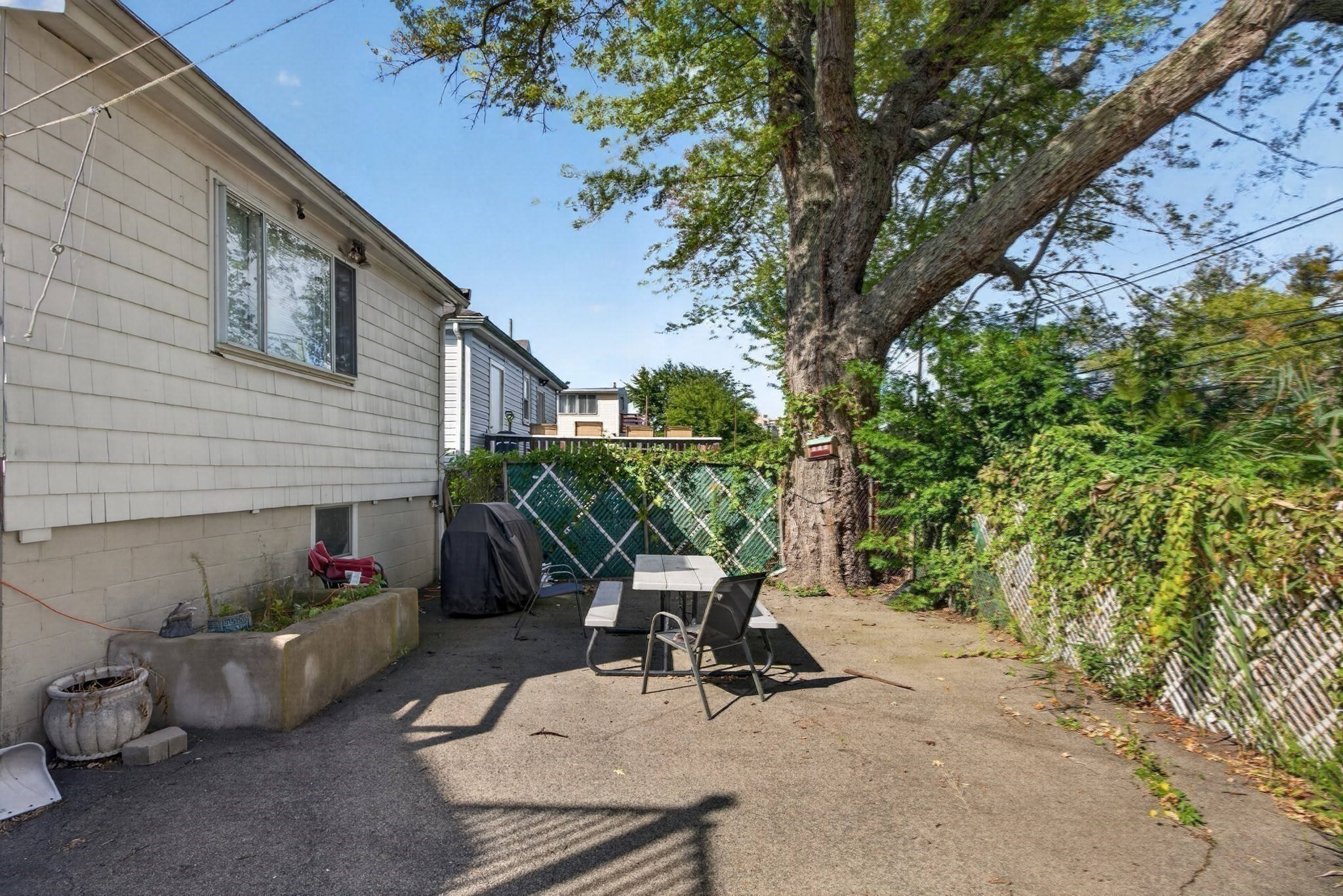 40 Avalon St Property Photo 16