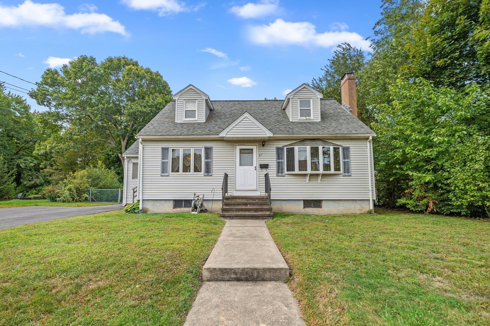 87 Audubon Road Property Photo 1