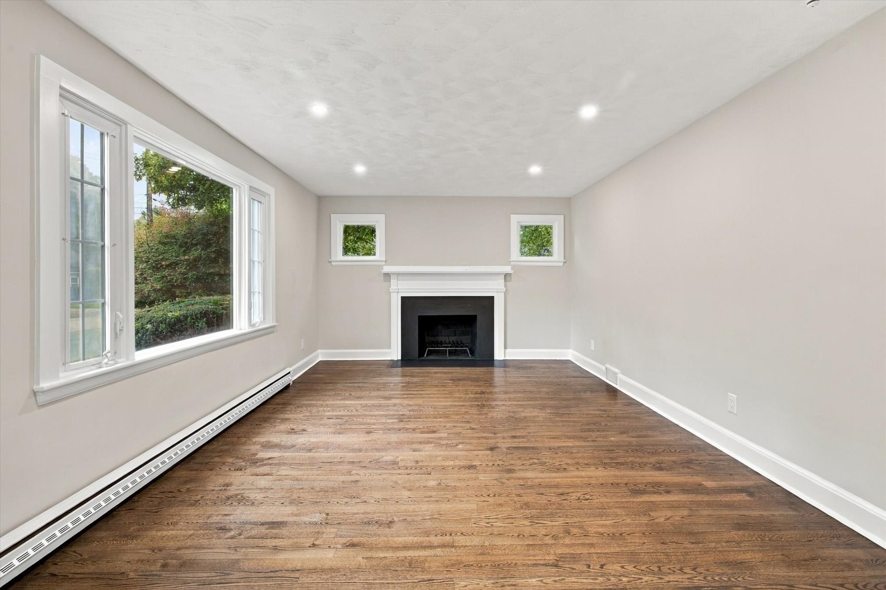 9 Malcolm St Property Photo 6