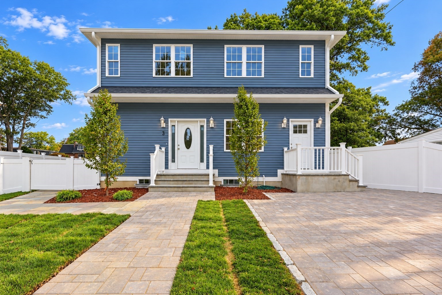 3 Colonial Road Property Photo 1