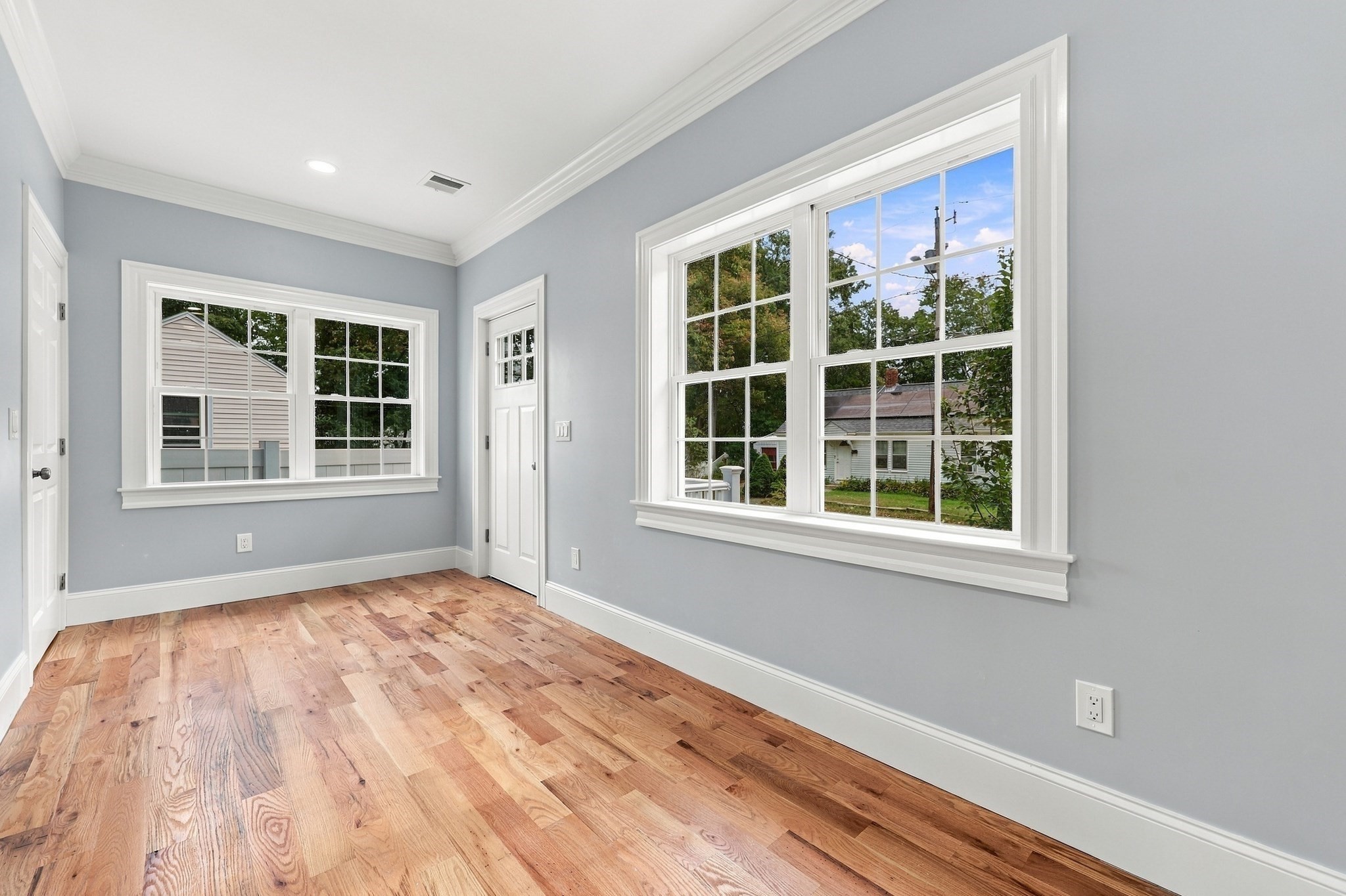 3 Colonial Road Property Photo 11