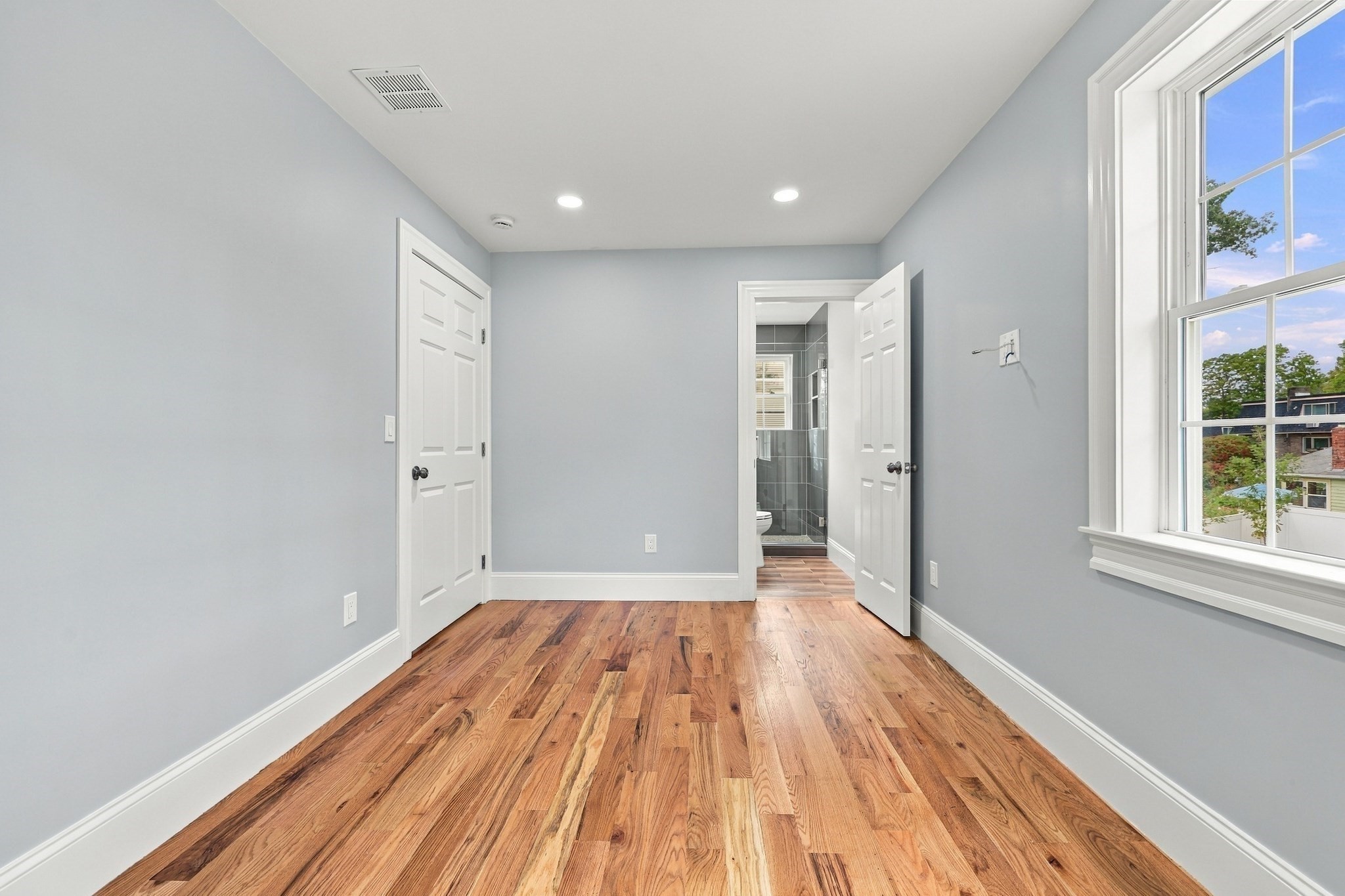 3 Colonial Road Property Photo 20