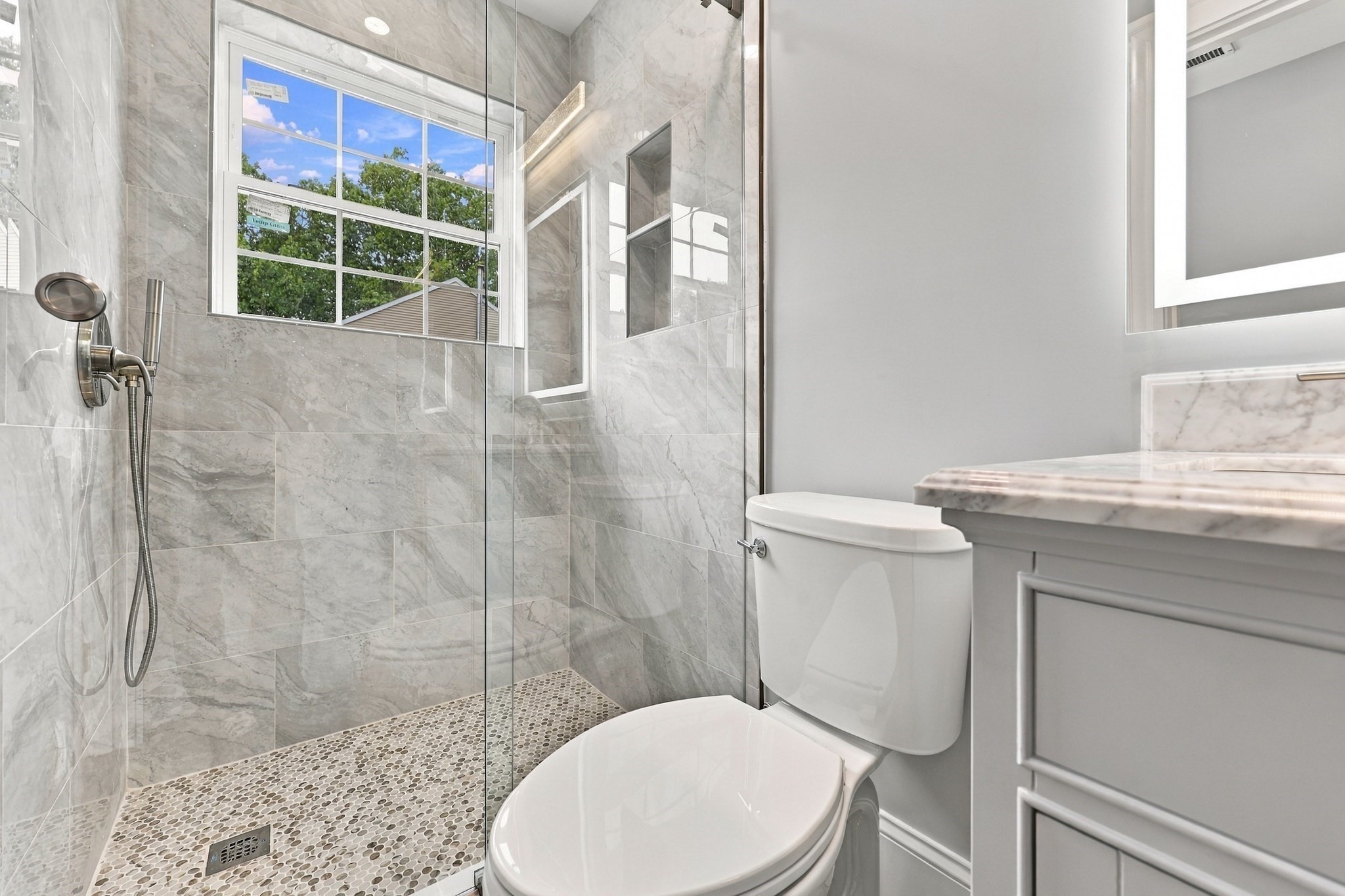 3 Colonial Road Property Photo 25