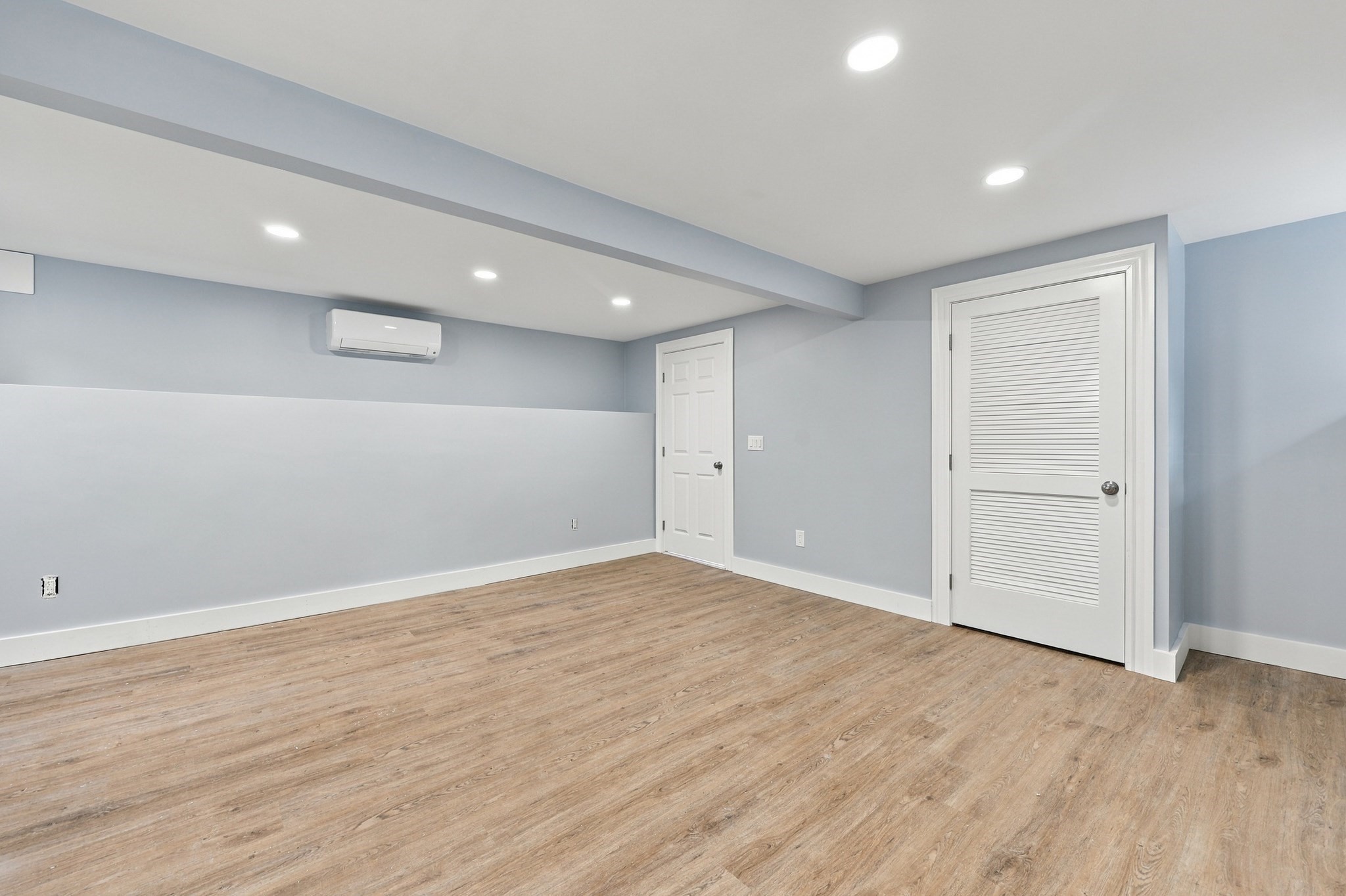 3 Colonial Road Property Photo 26