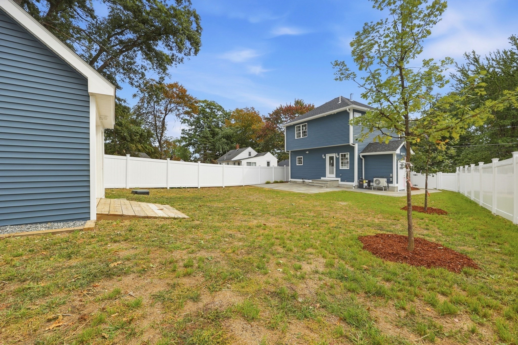 3 Colonial Road Property Photo 31