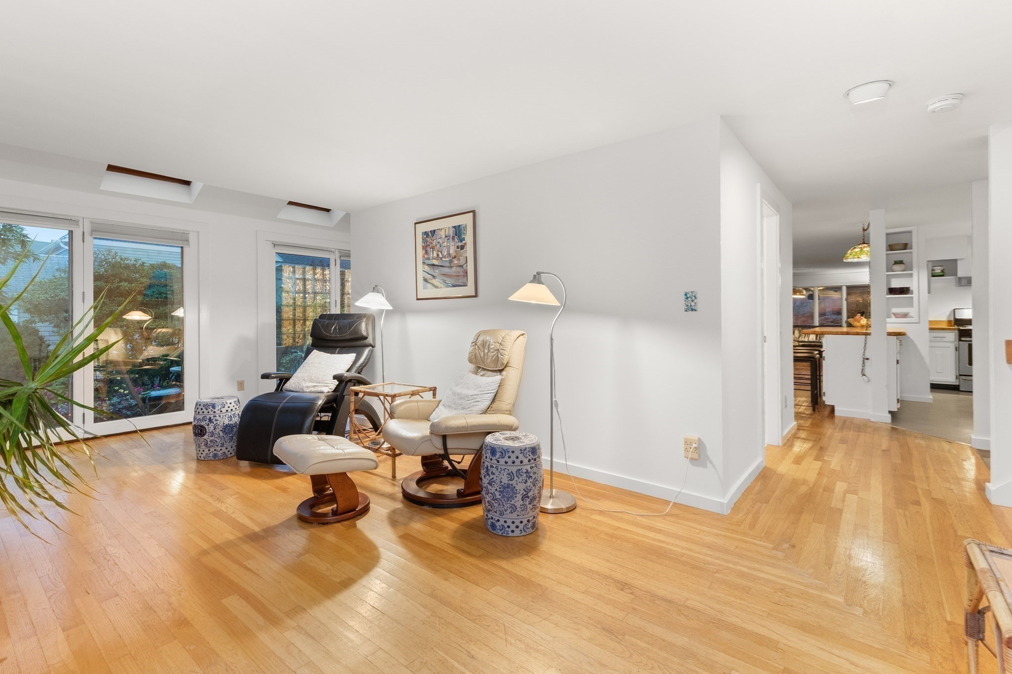 17 Sutton Ave Property Photo 17