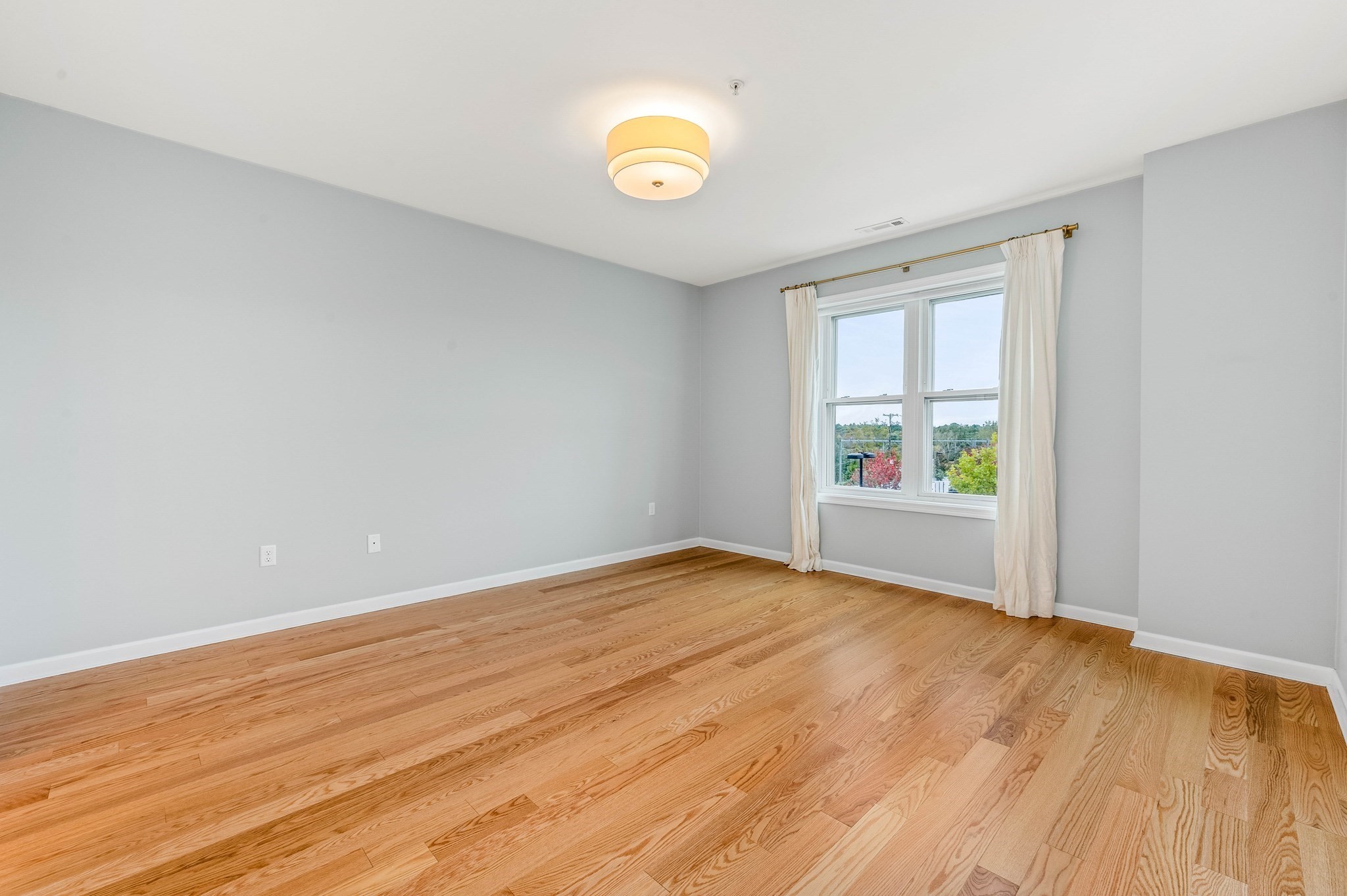 130 University Ave # 1201 Property Photo 25
