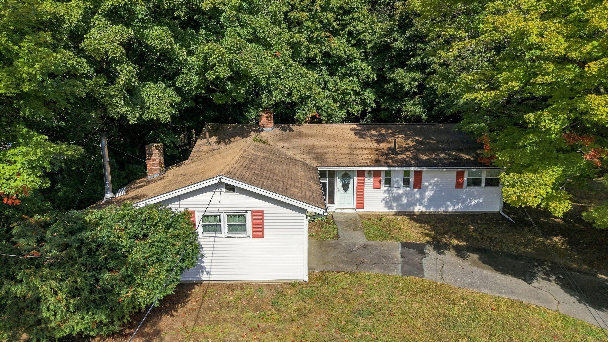32 Curwen Rd Property Photo 2