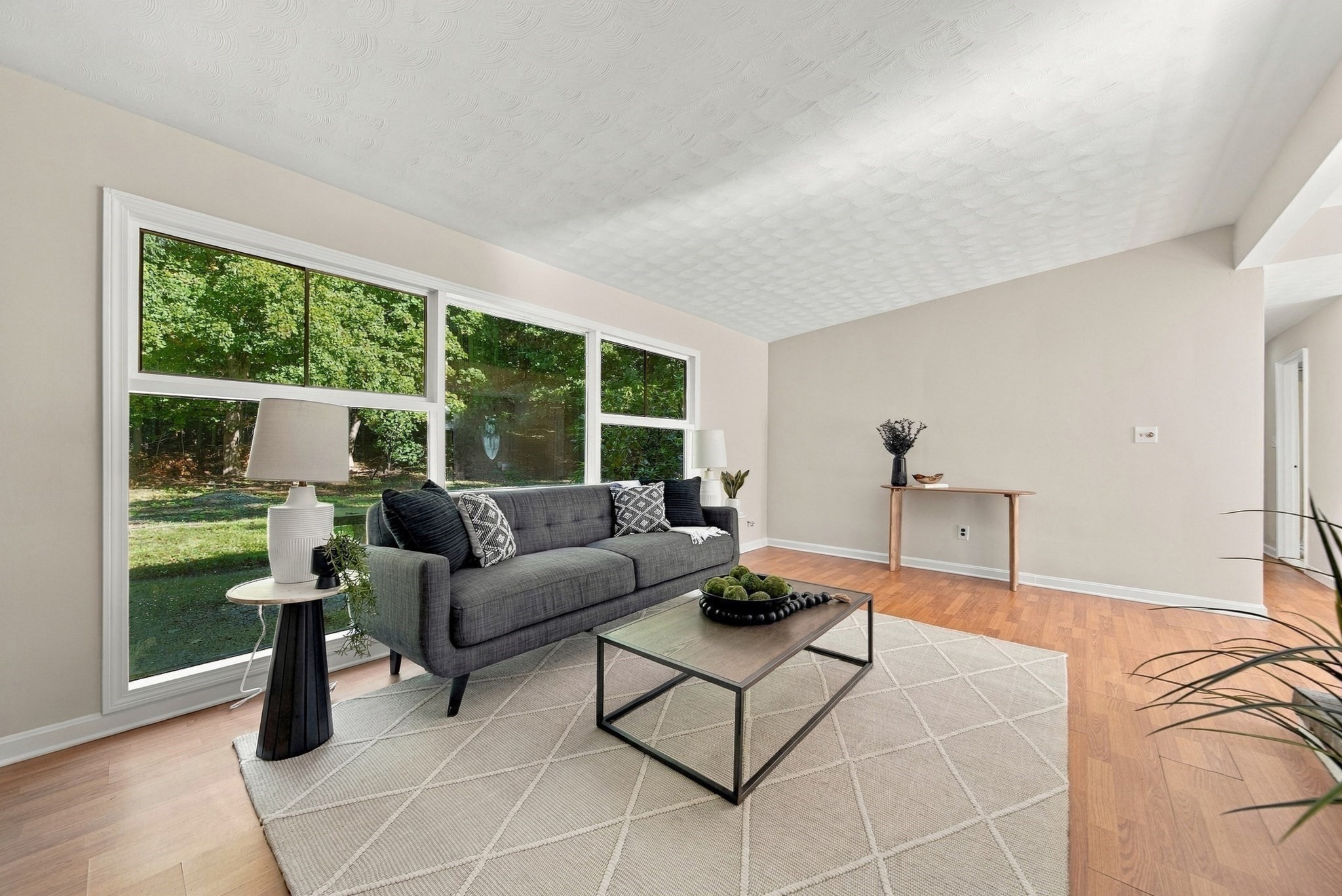 32 Curwen Rd Property Photo 12