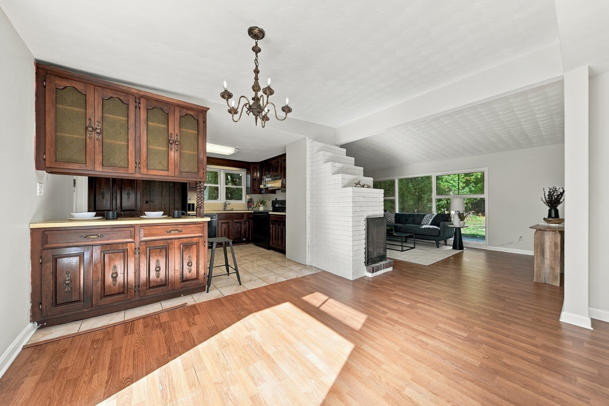 32 Curwen Rd Property Photo 18