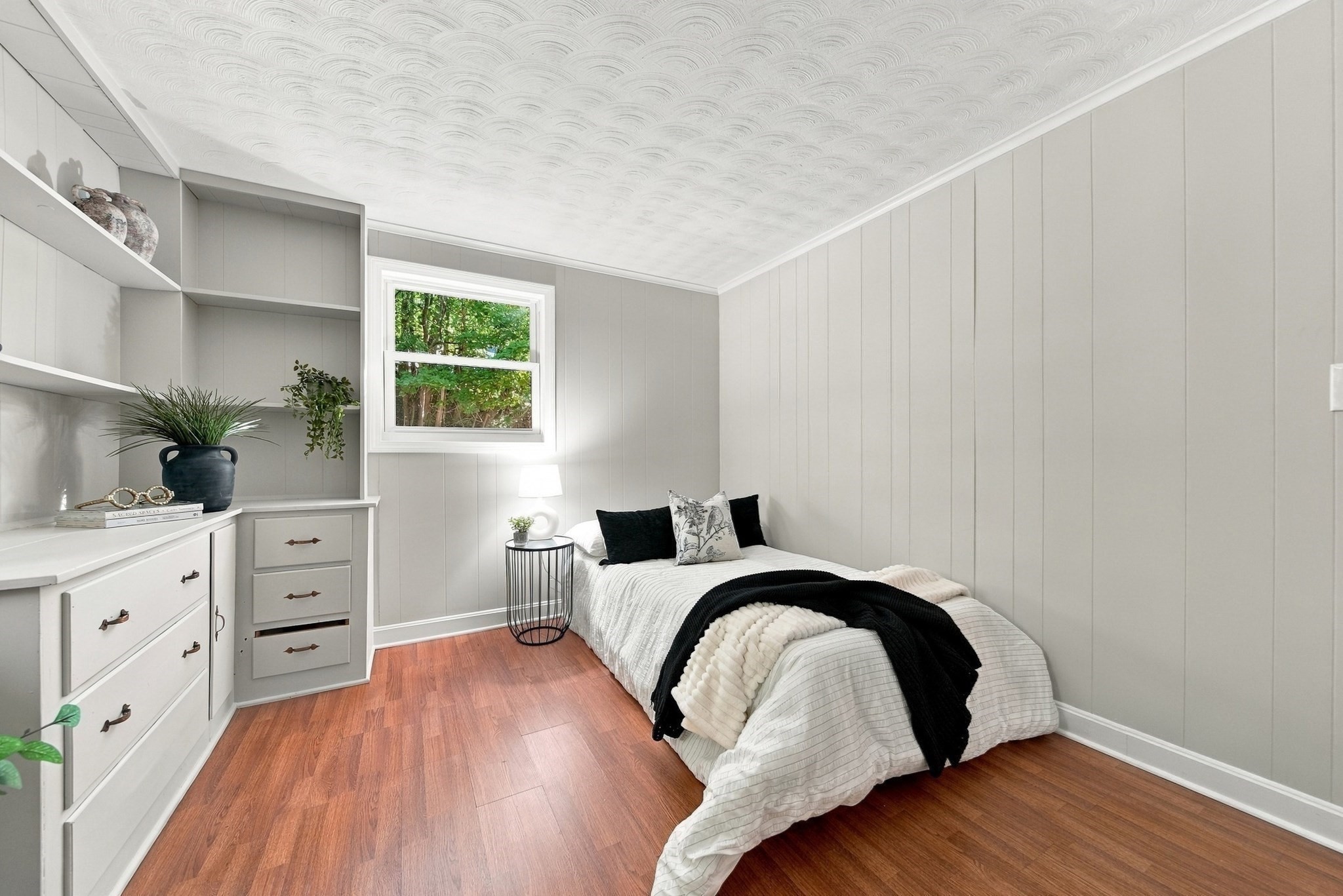 32 Curwen Rd Property Photo 21