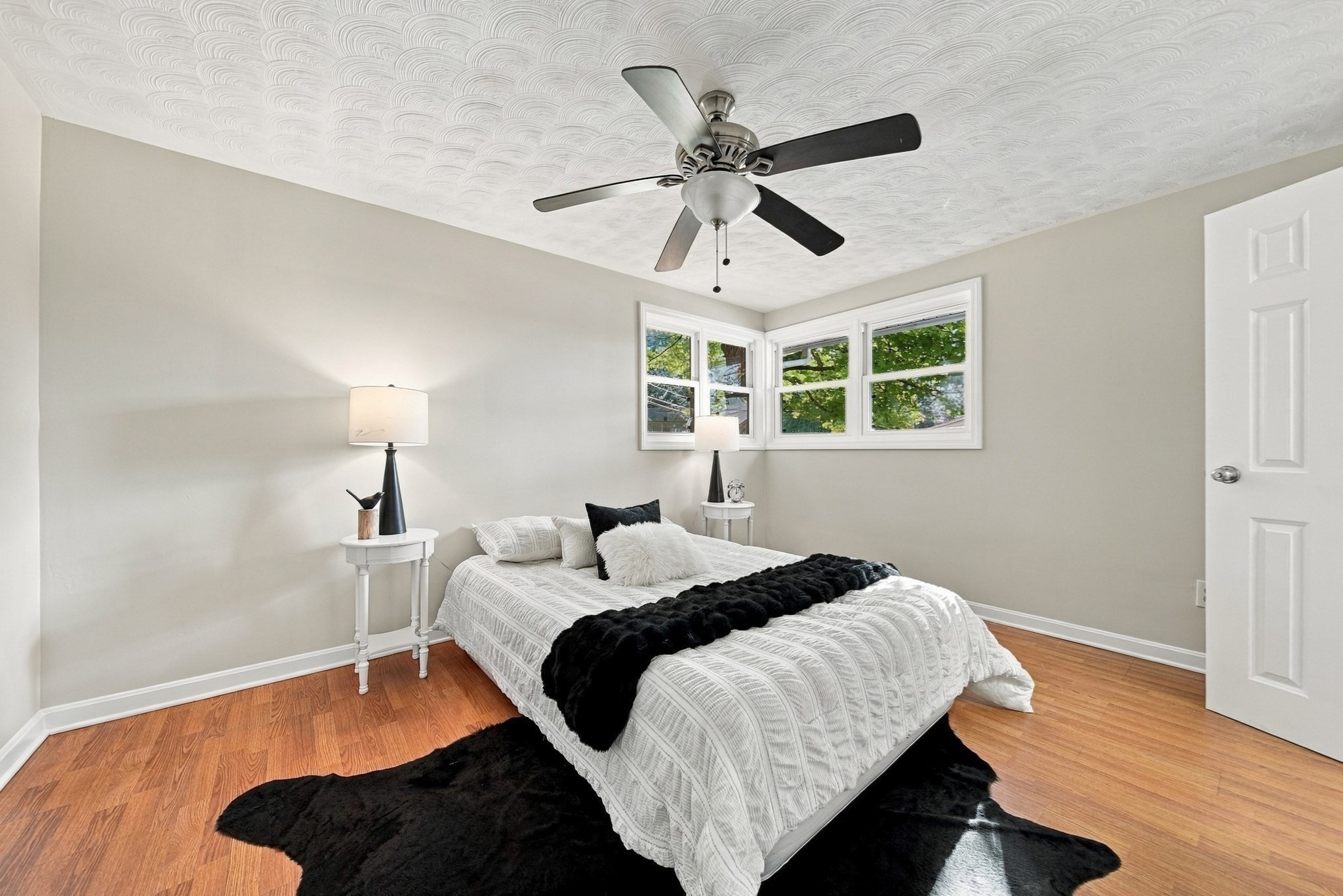 32 Curwen Rd Property Photo 23