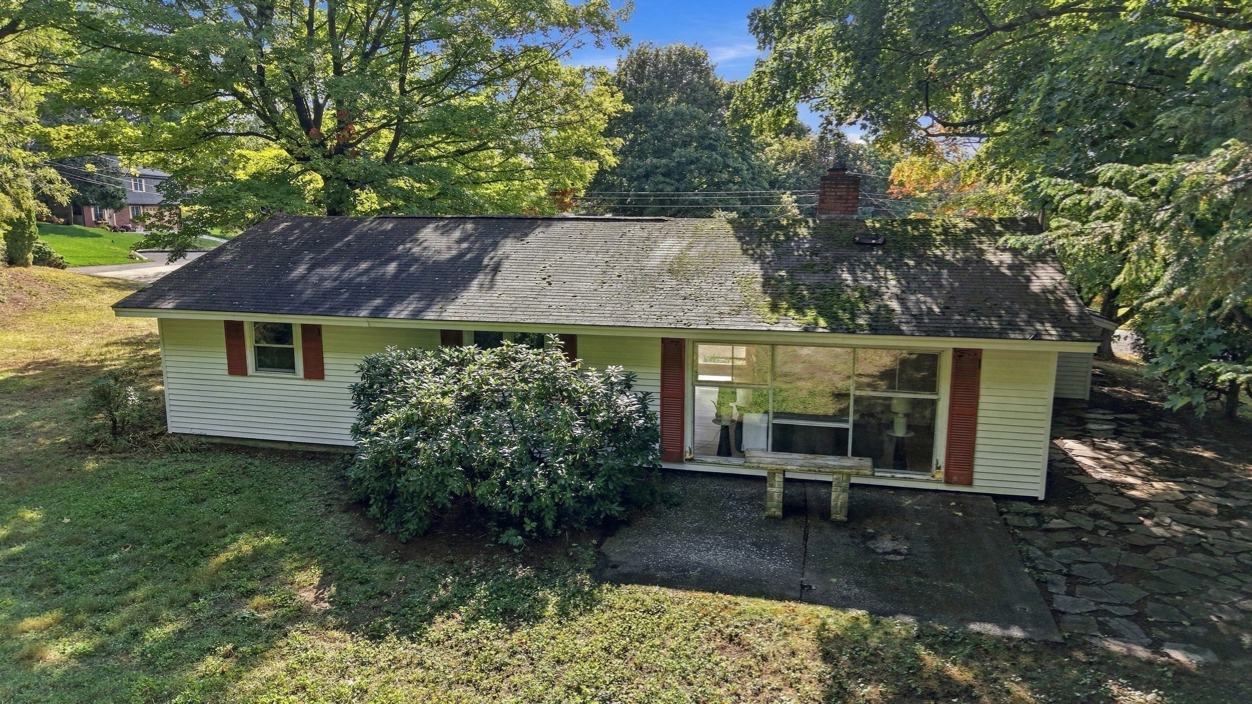 32 Curwen Rd Property Photo 32
