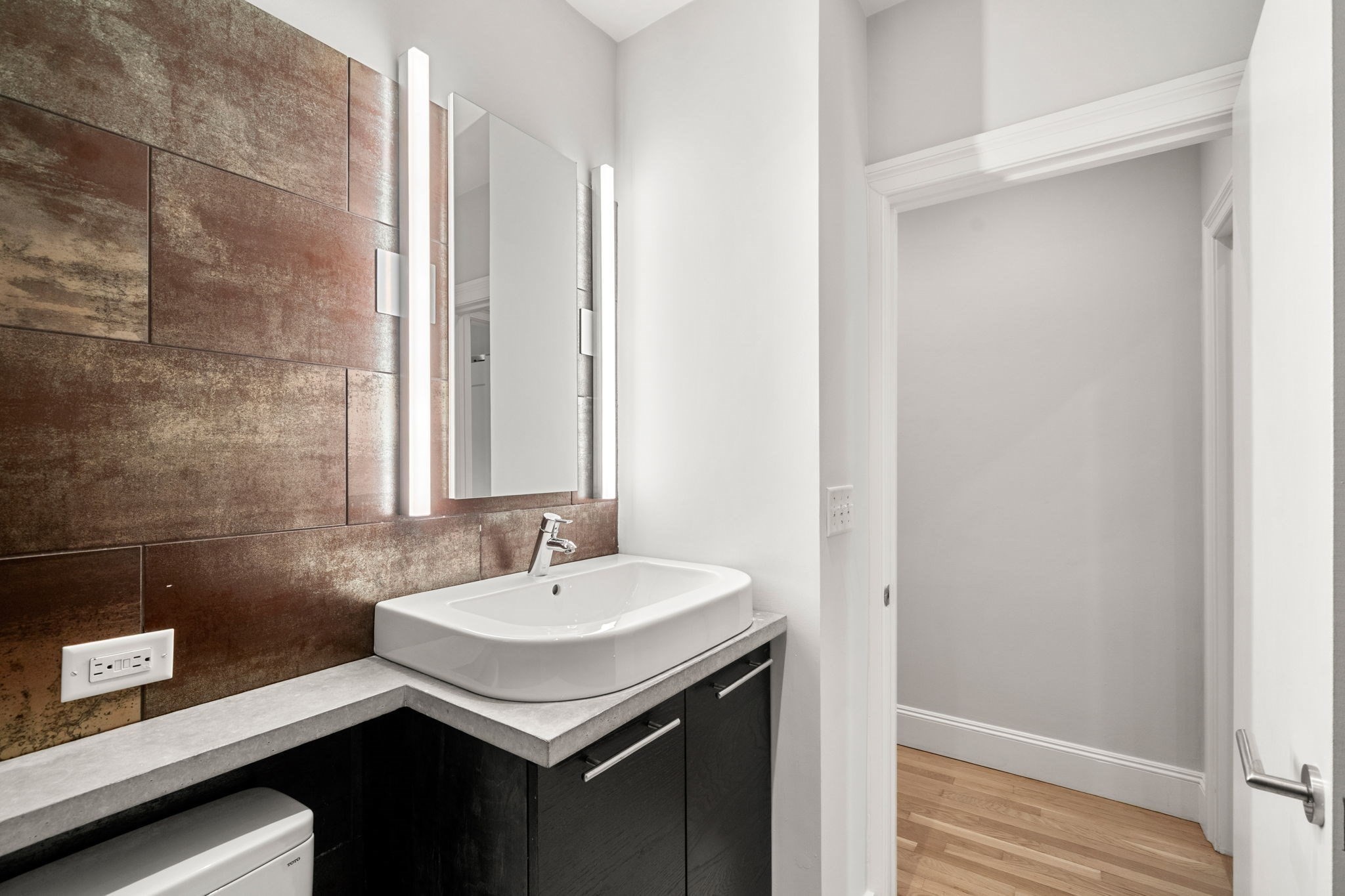 118 Chandler St. # 2 Property Photo 12