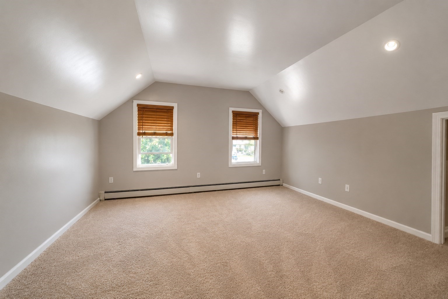 96 Stanton Ave Property Photo 21