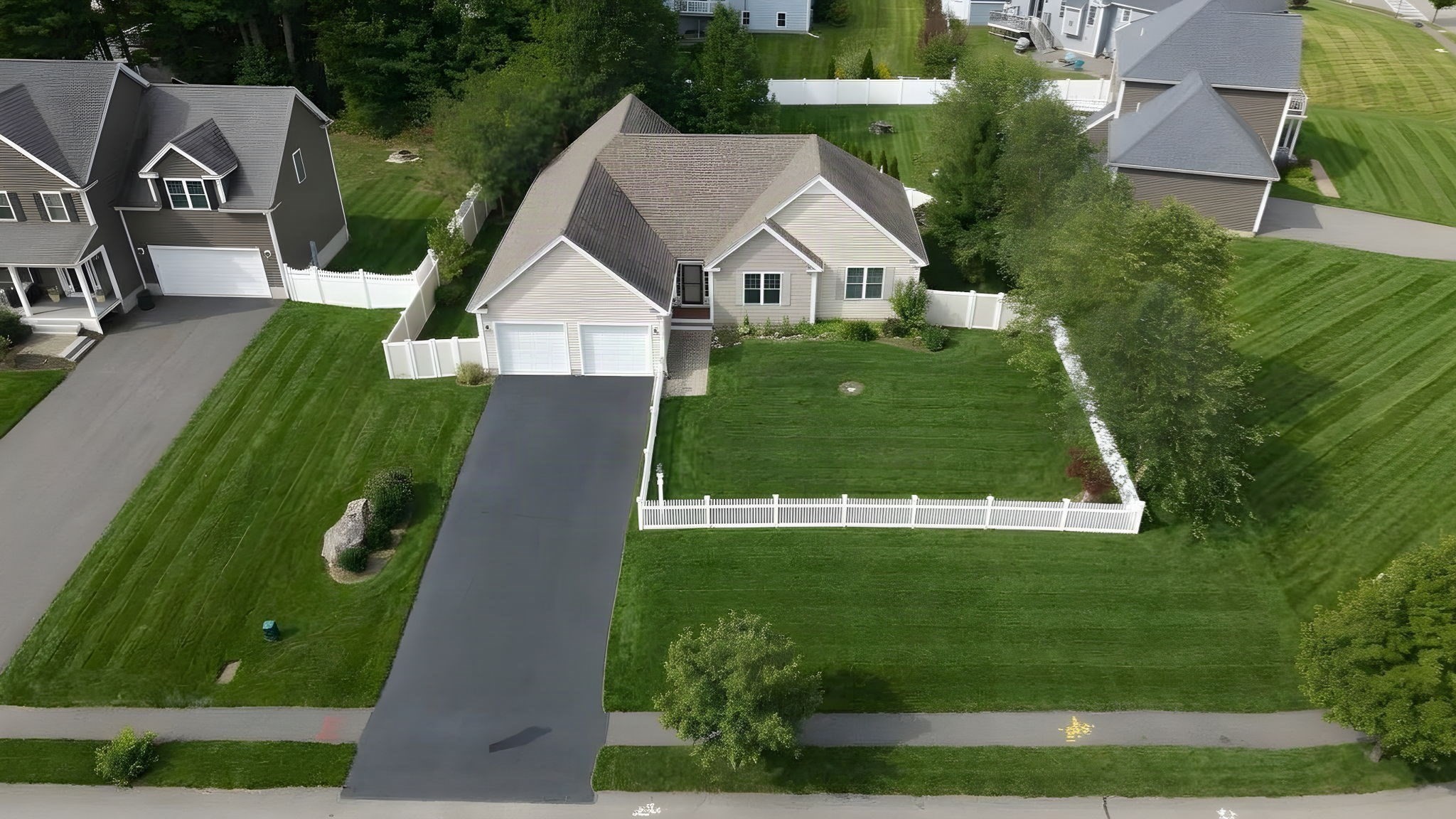 12 Waterford Circle Property Photo 4