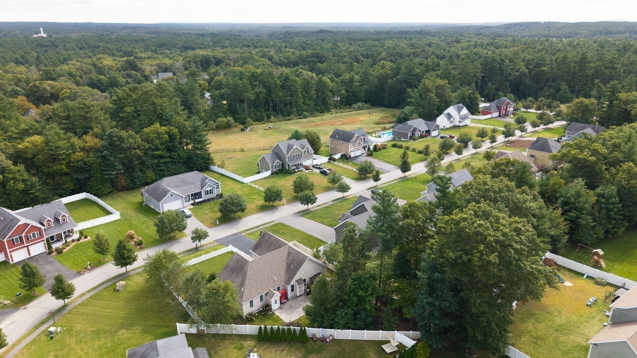 12 Waterford Circle Property Photo 10
