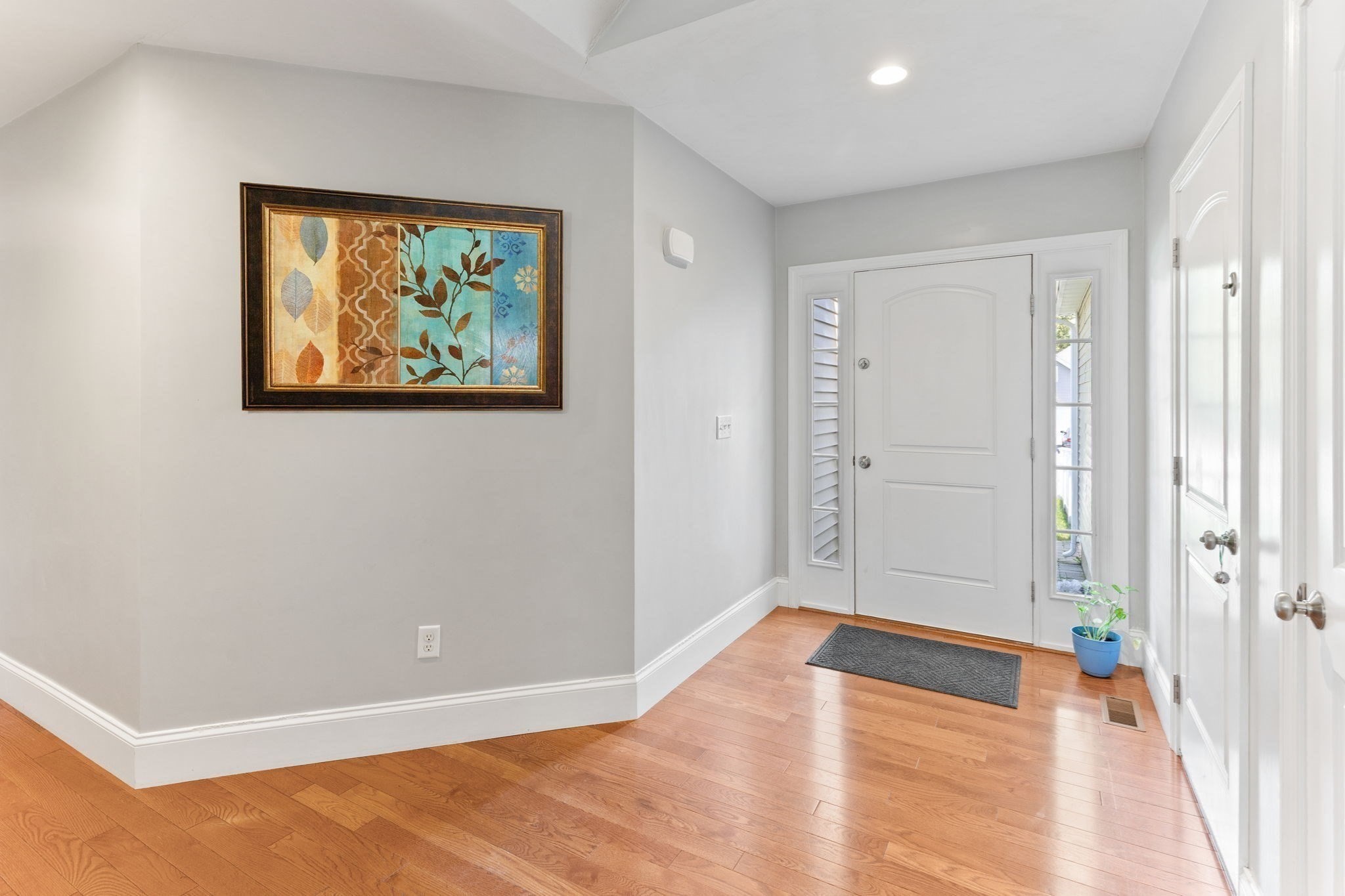 12 Waterford Circle Property Photo 17