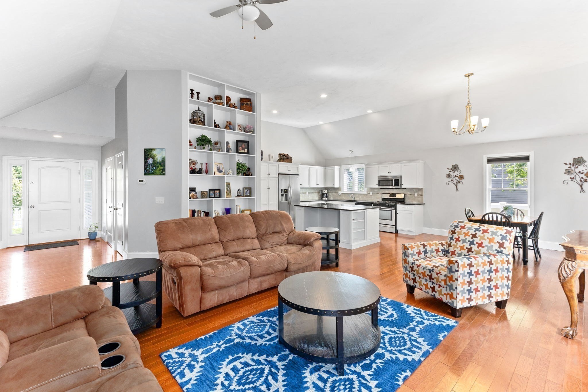 12 Waterford Circle Property Photo 20