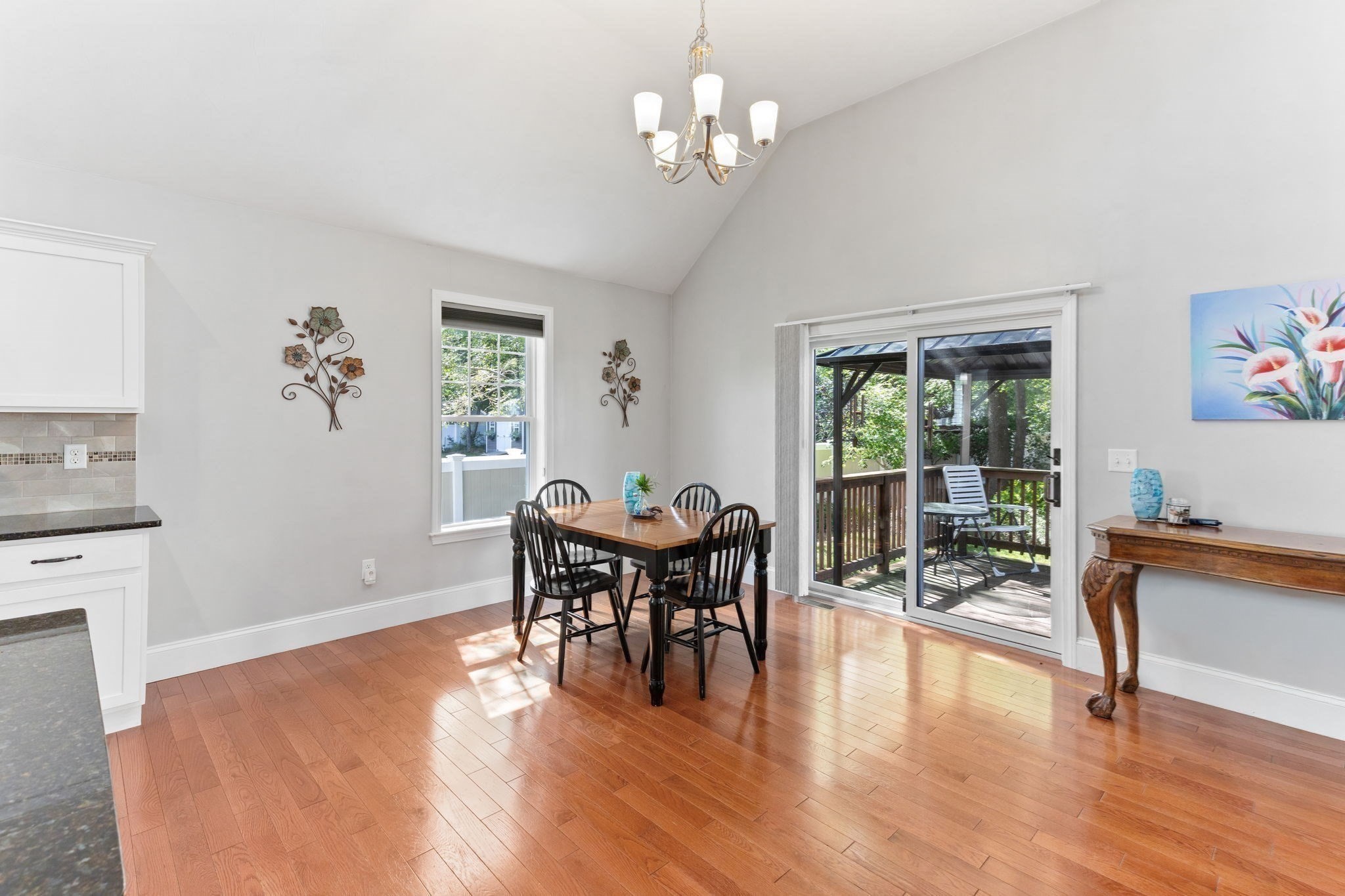 12 Waterford Circle Property Photo 22